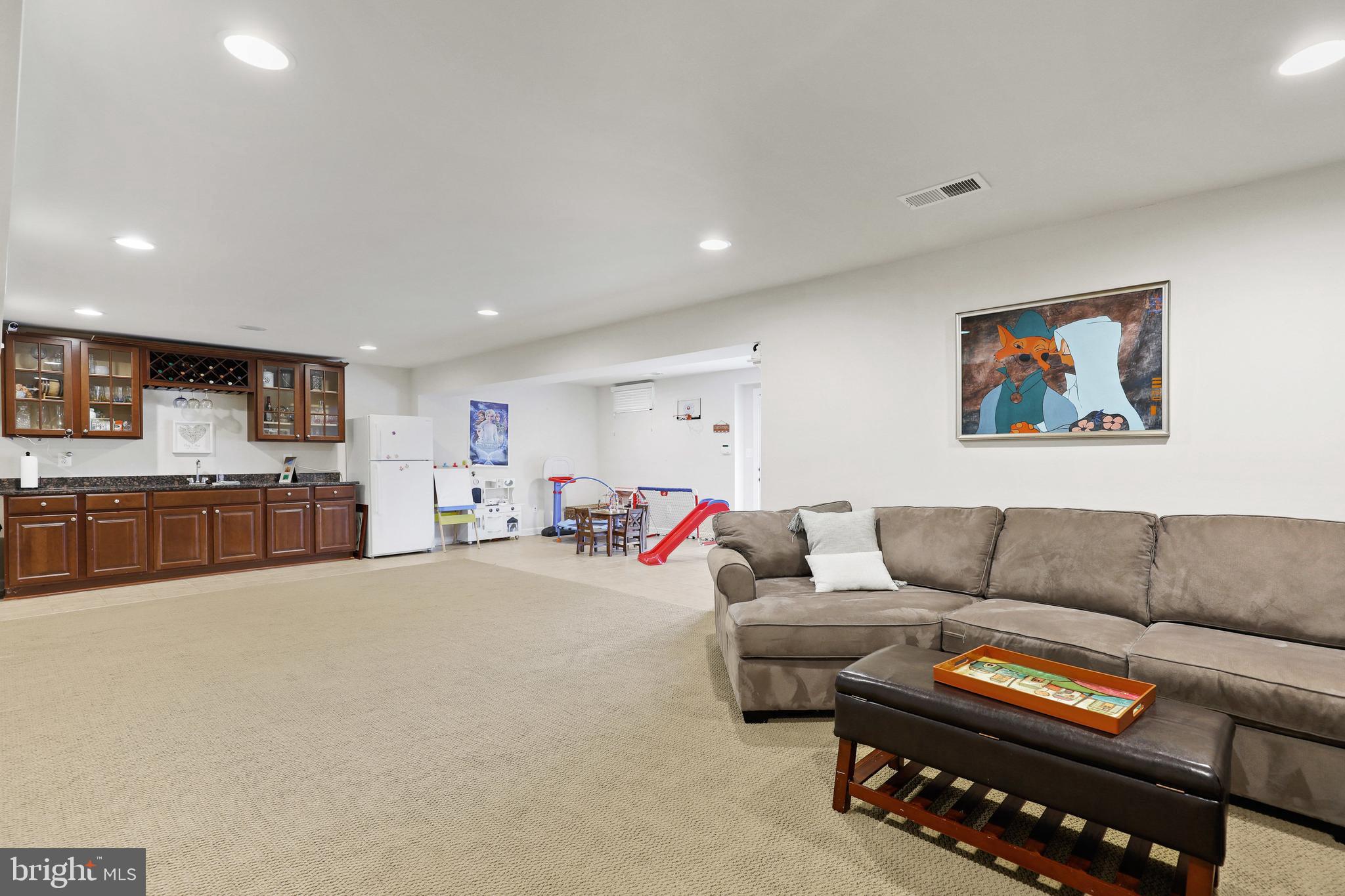 MOORES MEADOWS - Residential