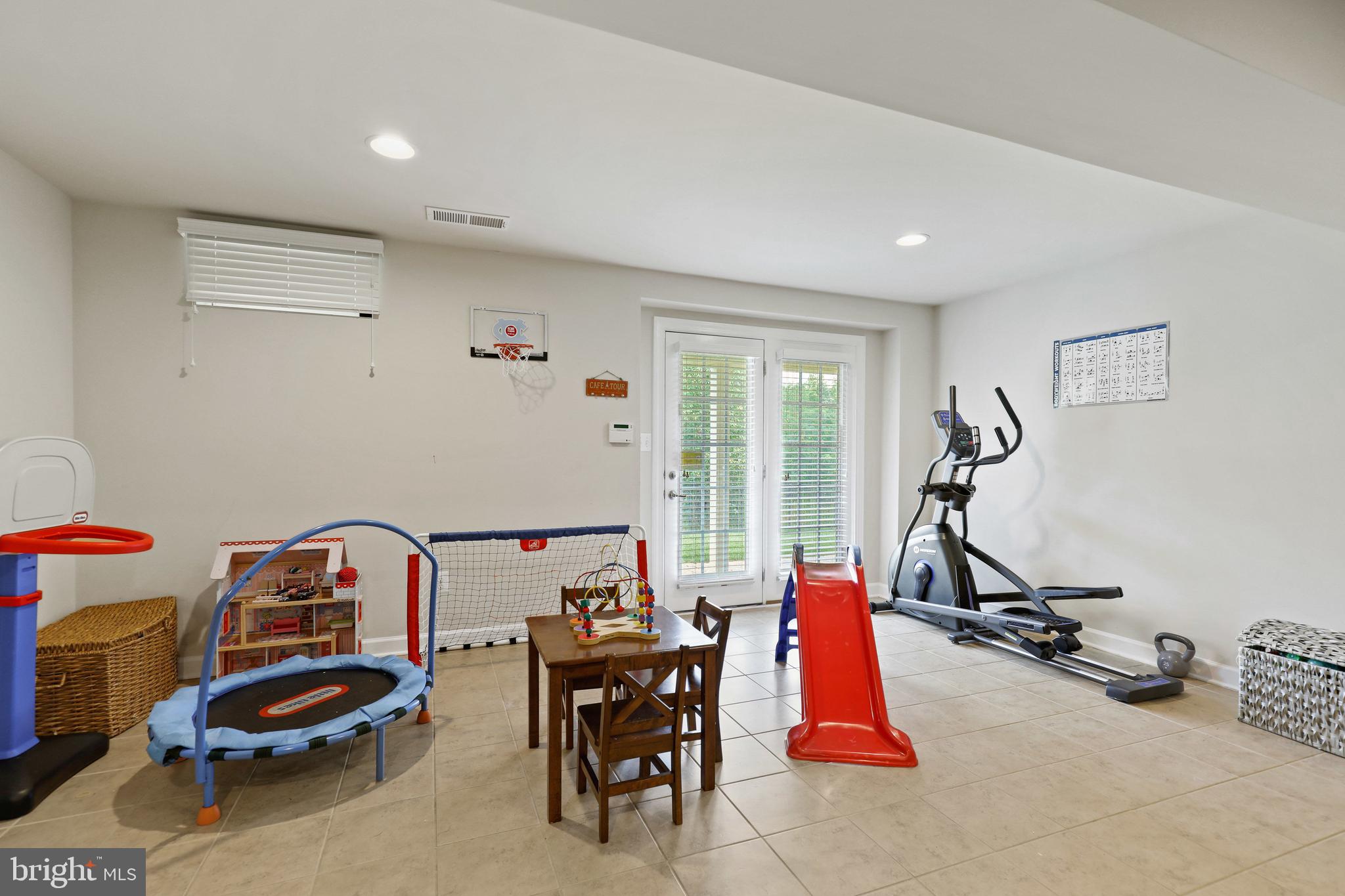 MOORES MEADOWS - Residential