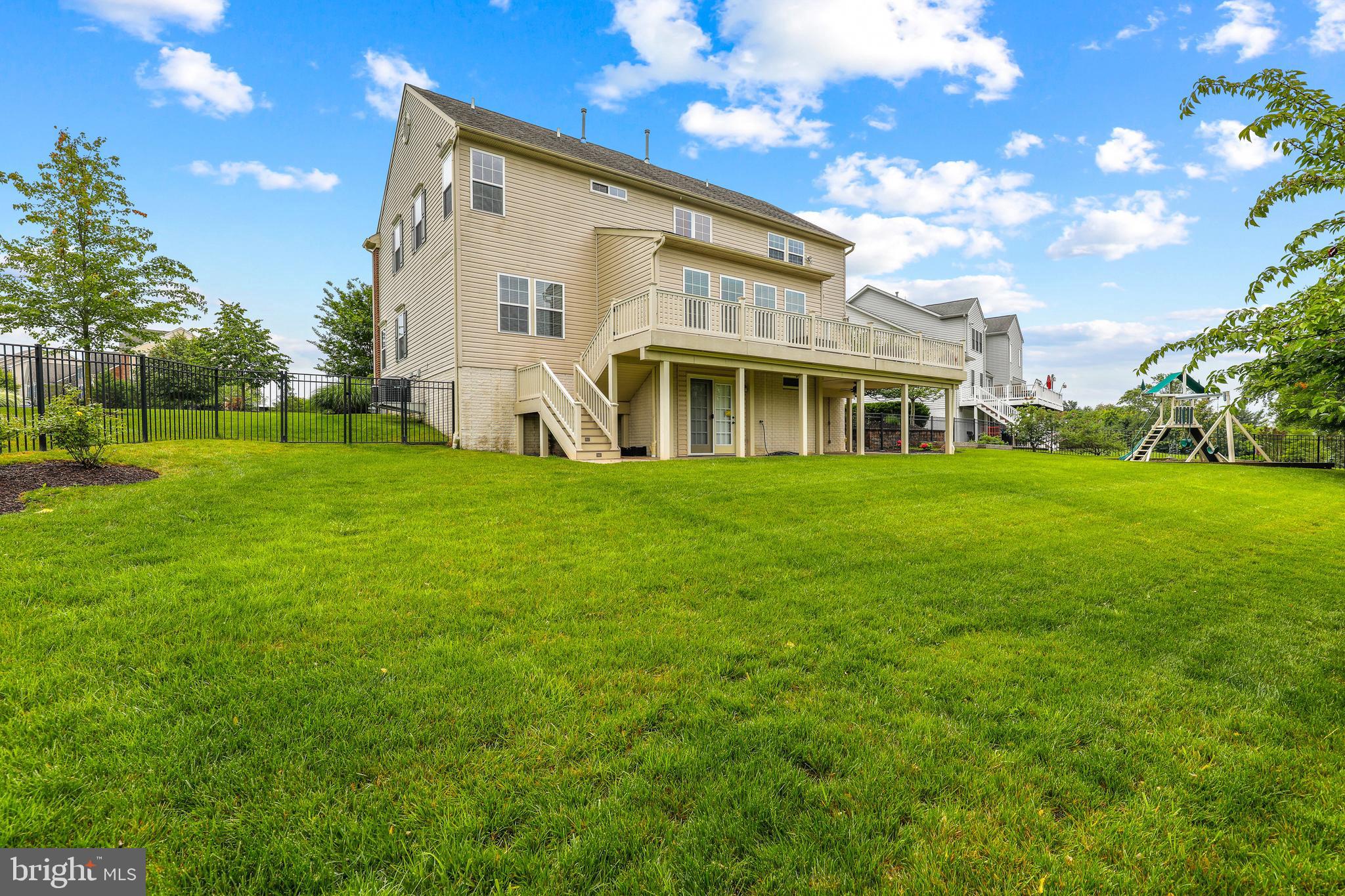 MOORES MEADOWS - Residential