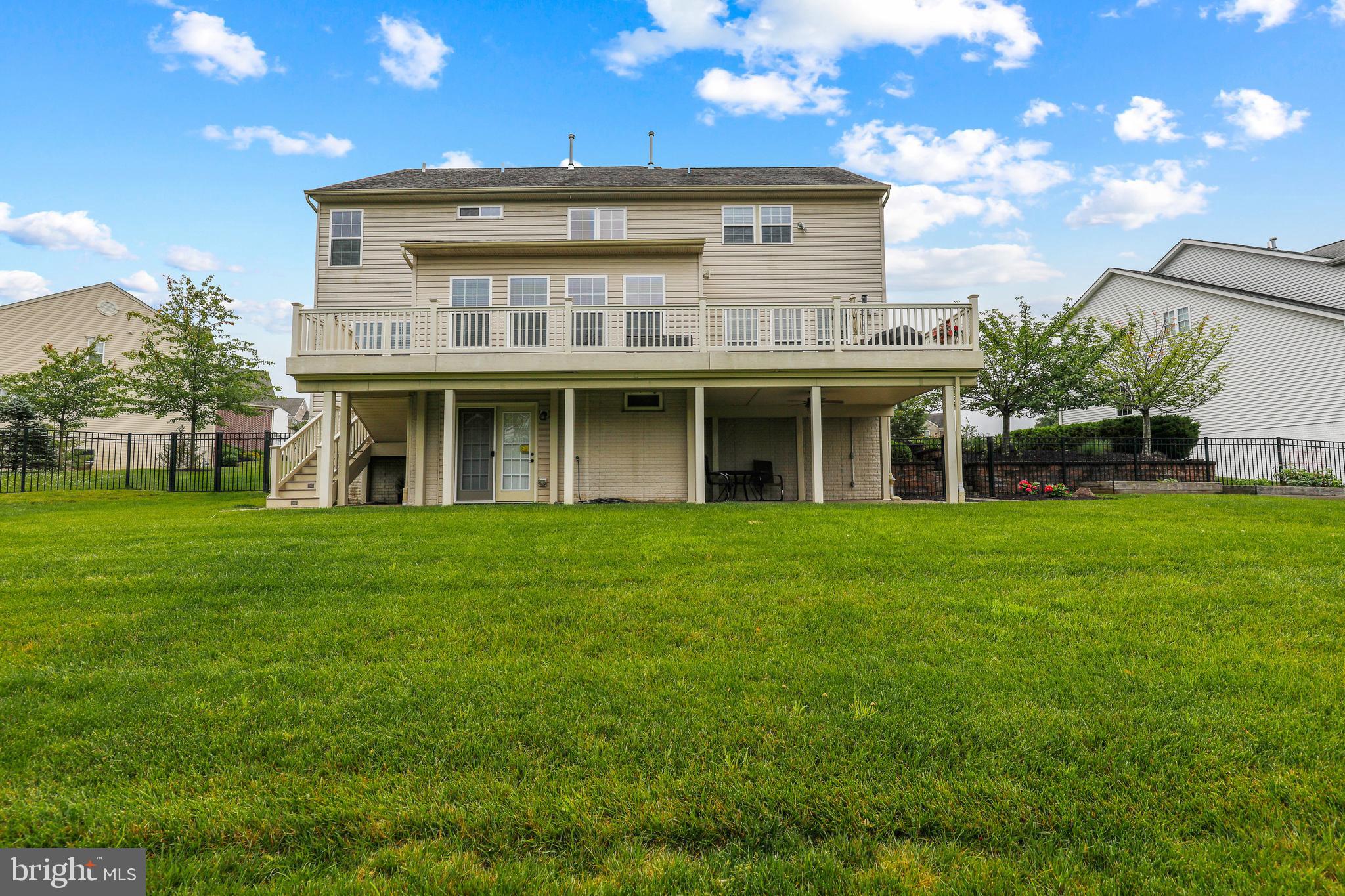 MOORES MEADOWS - Residential