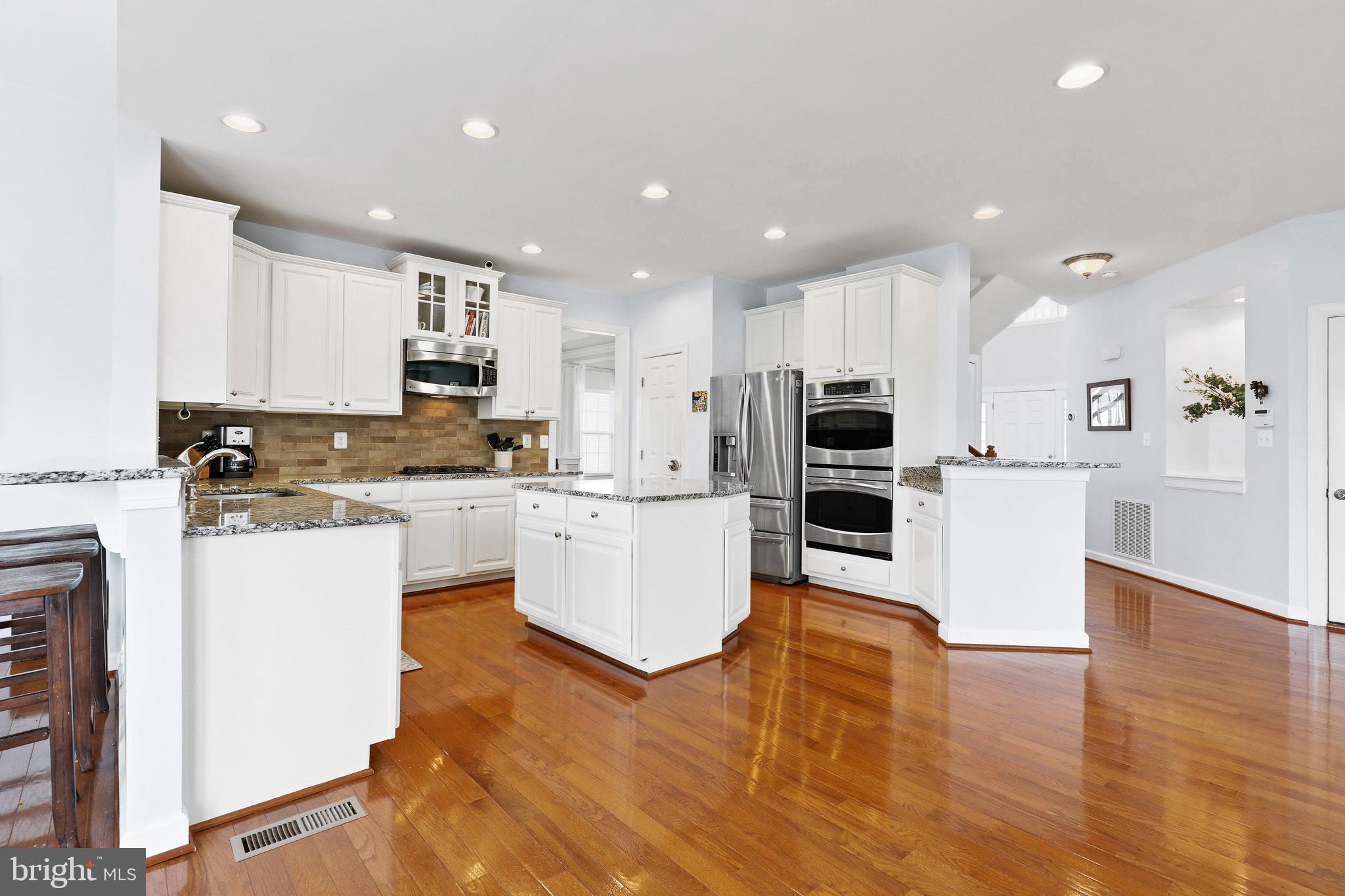 MOORES MEADOWS - Residential