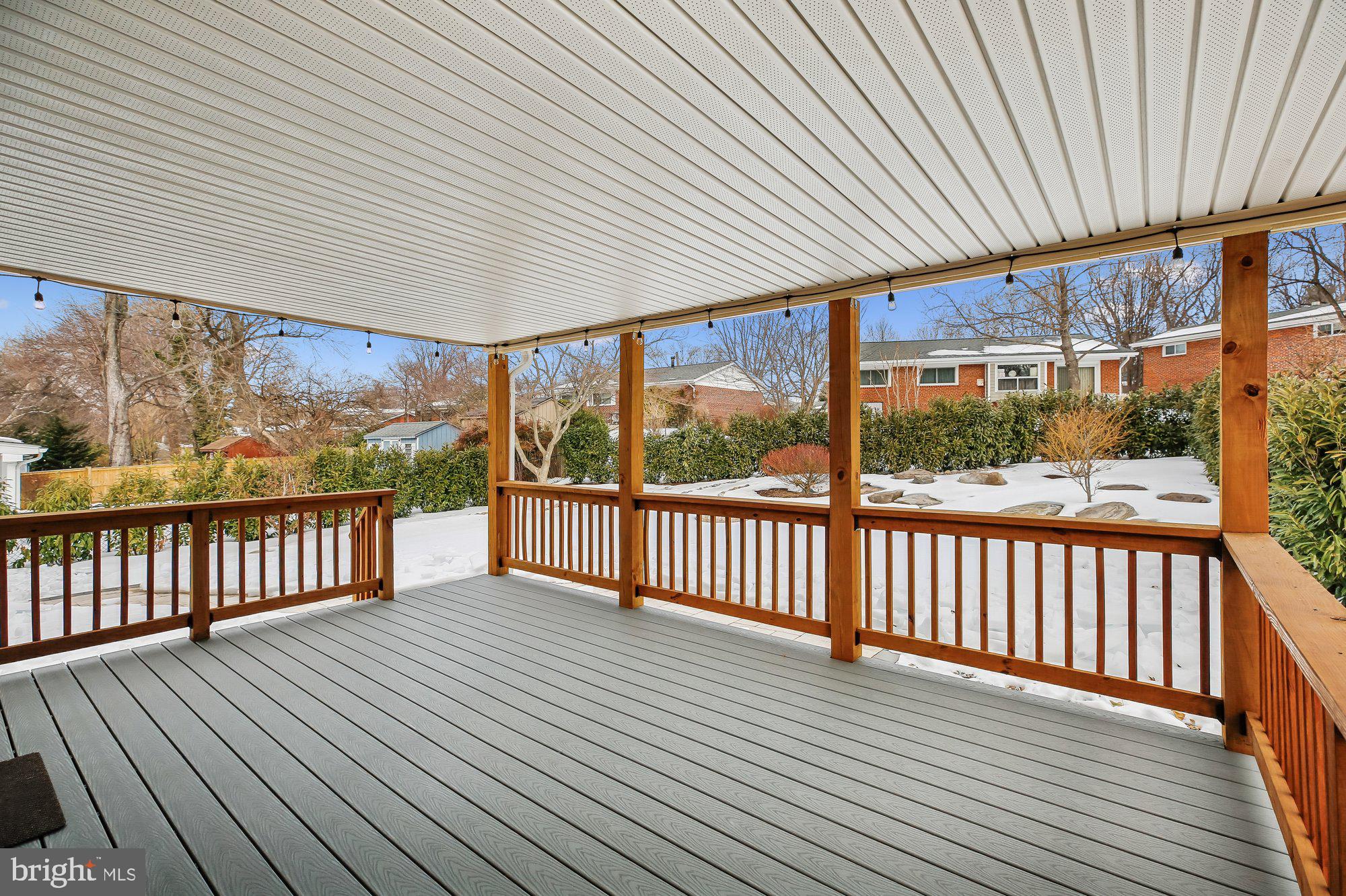 NEWPORT HILLS - Residential