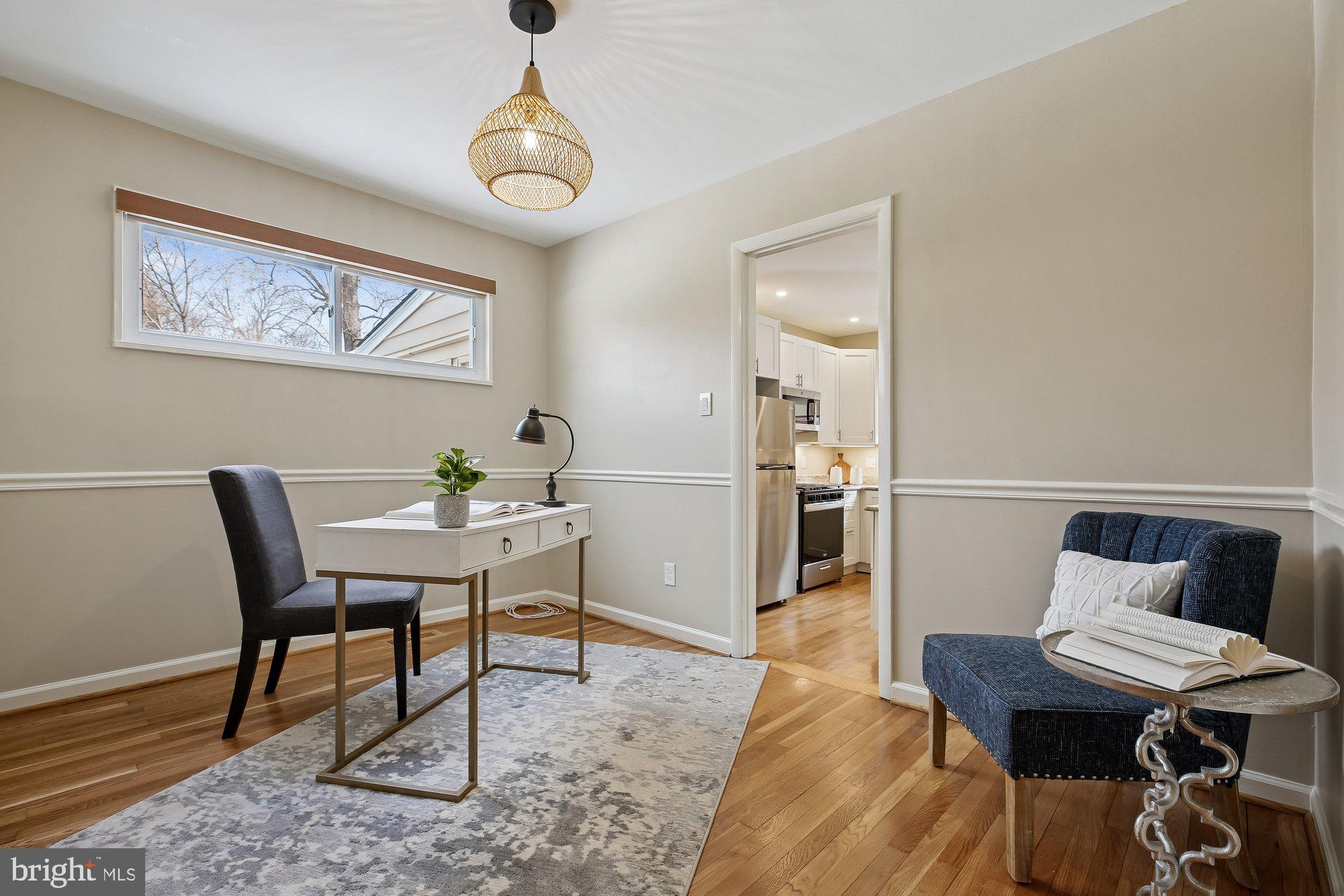 NEWPORT HILLS - Residential