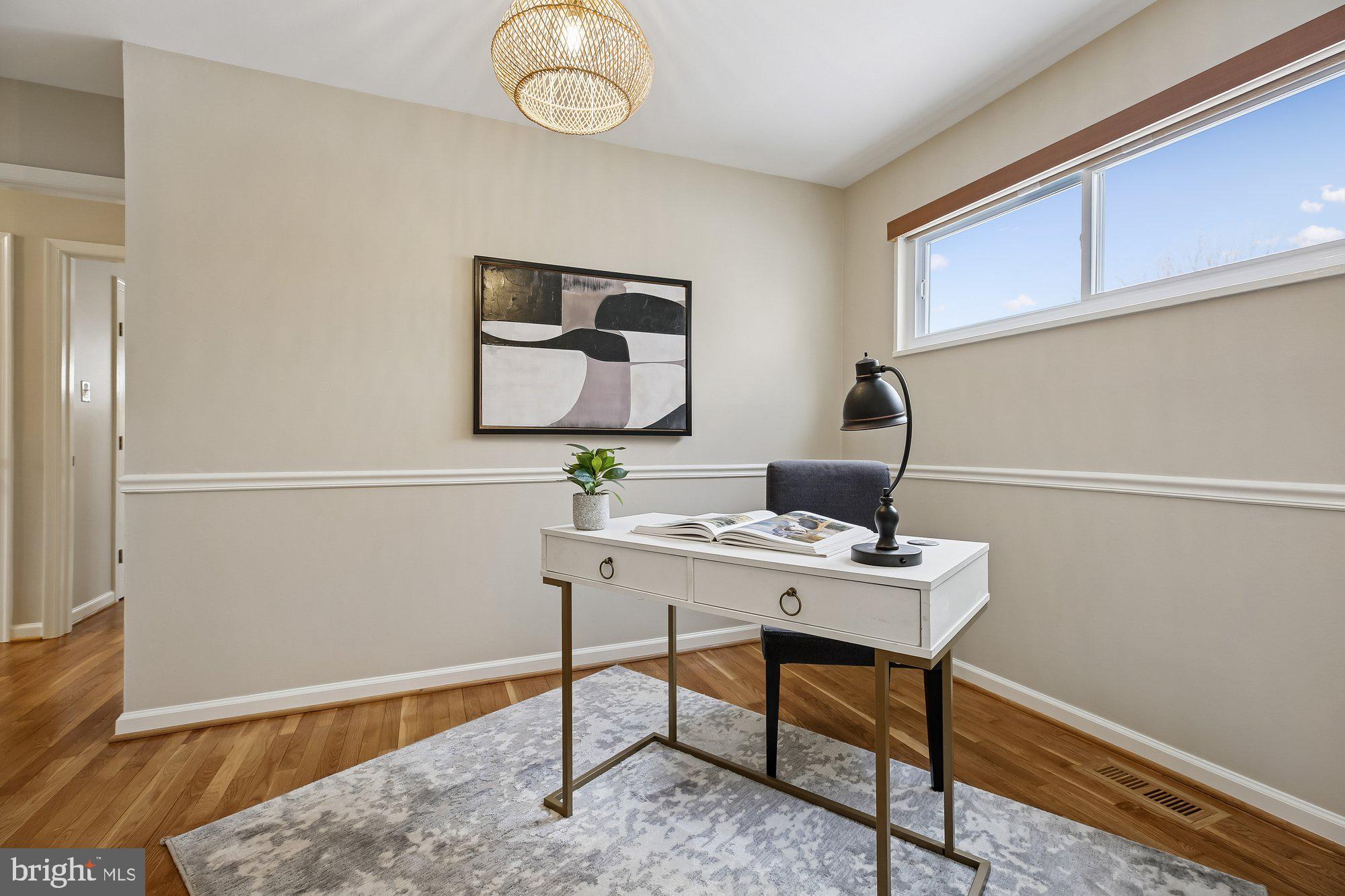 NEWPORT HILLS - Residential