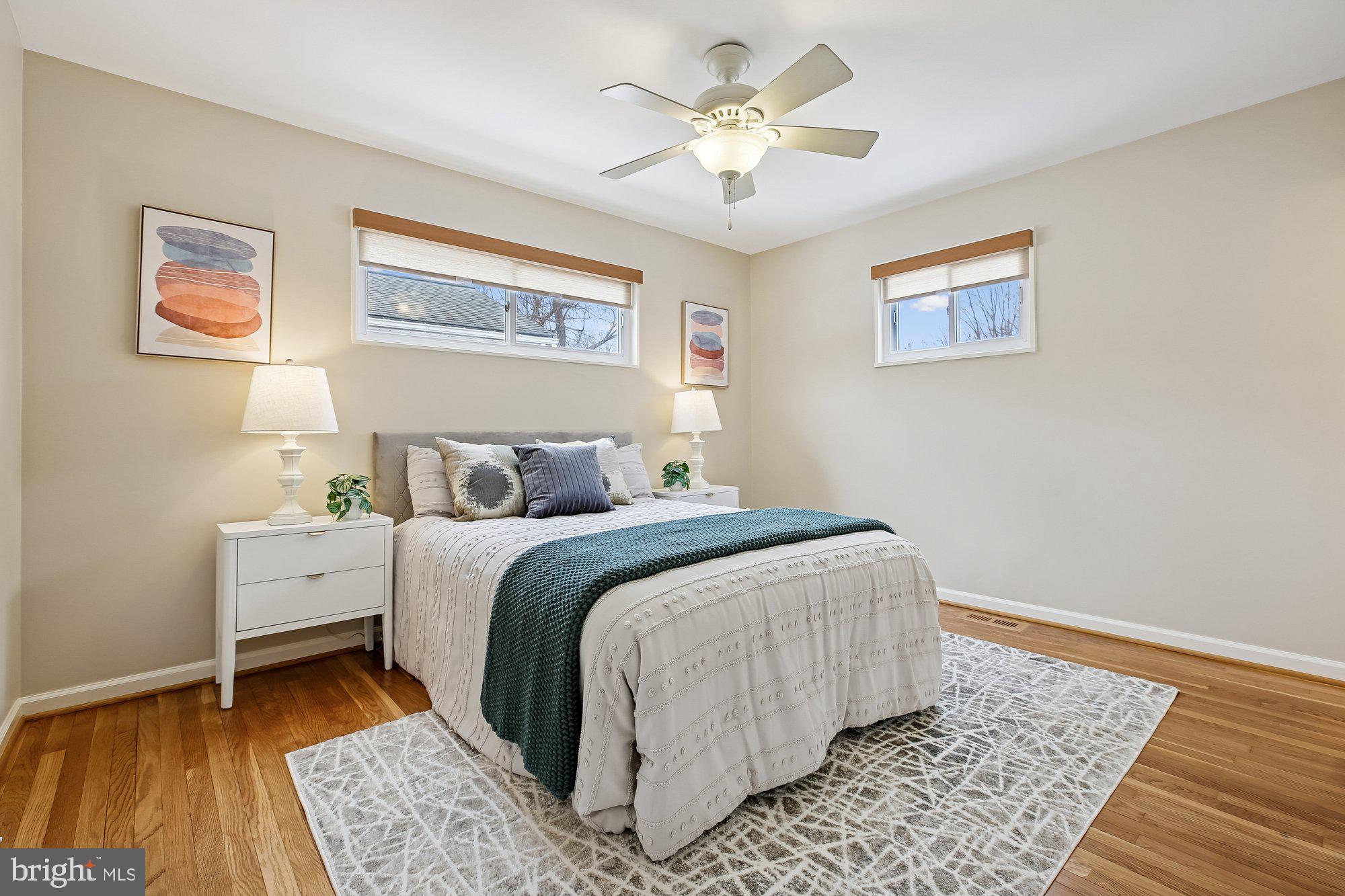 NEWPORT HILLS - Residential