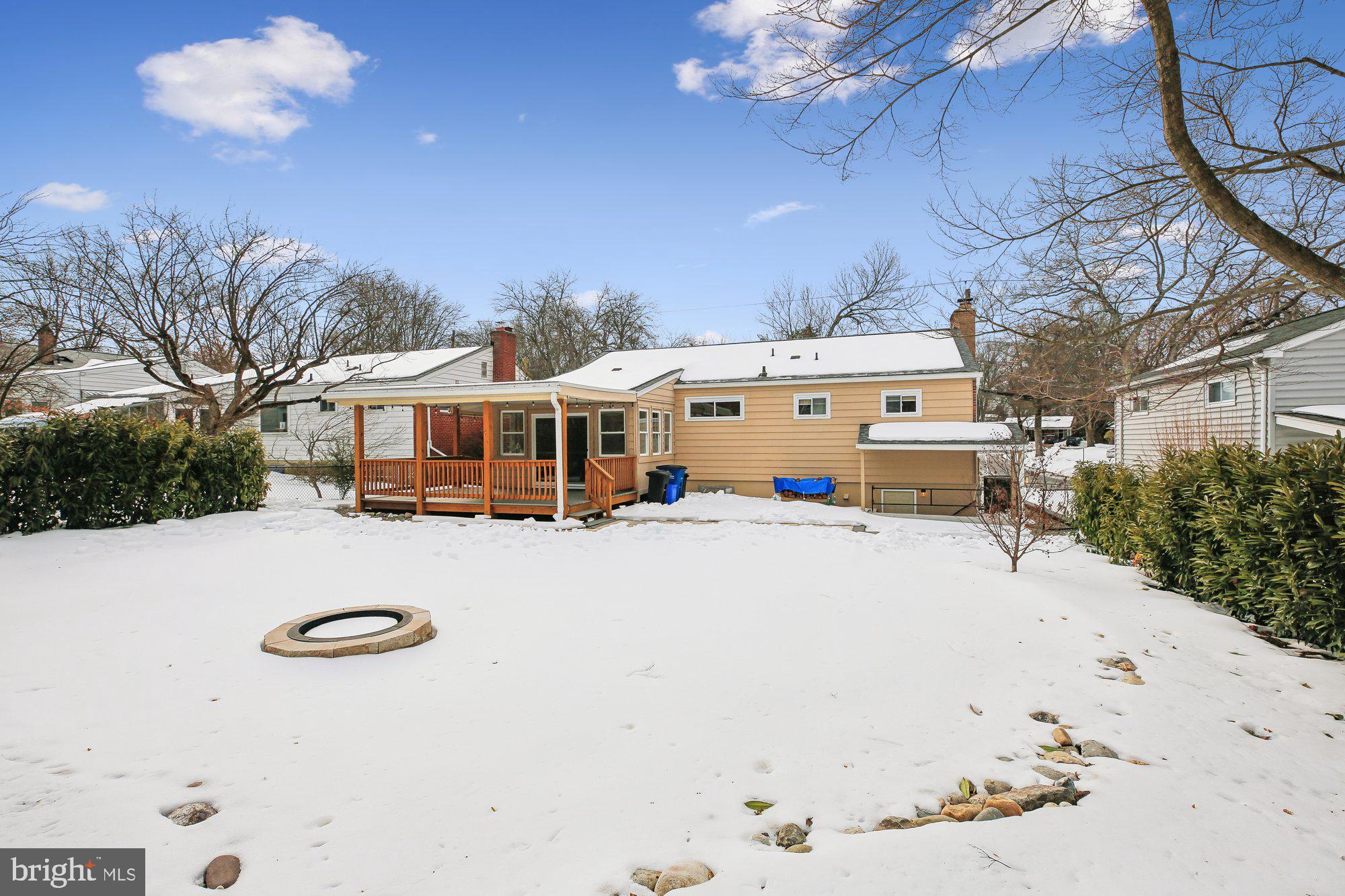 NEWPORT HILLS - Residential