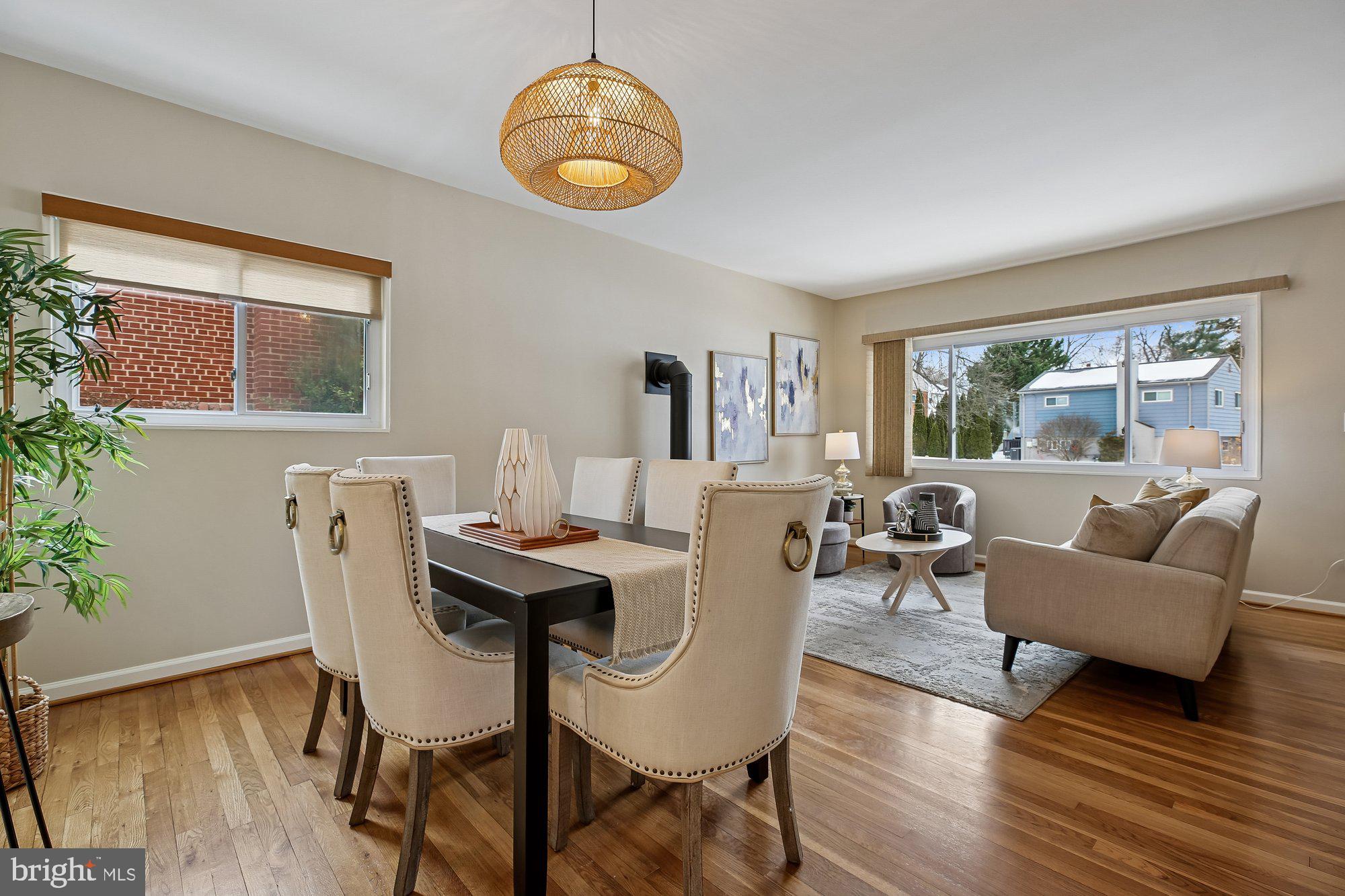 NEWPORT HILLS - Residential