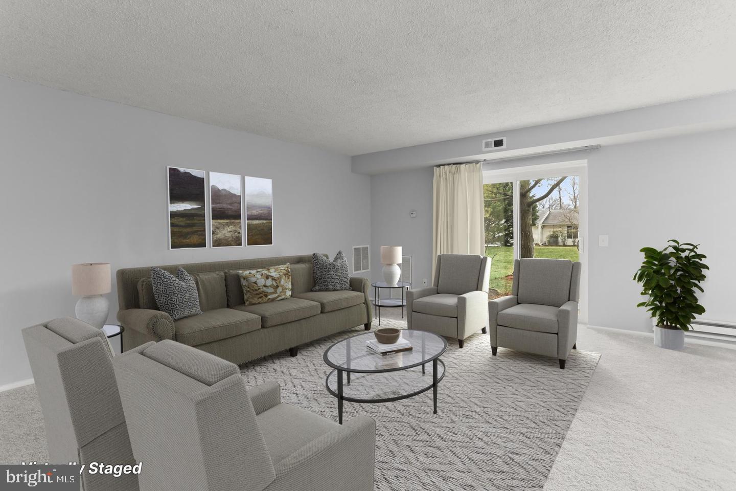 LEISURE WORLD - Residential