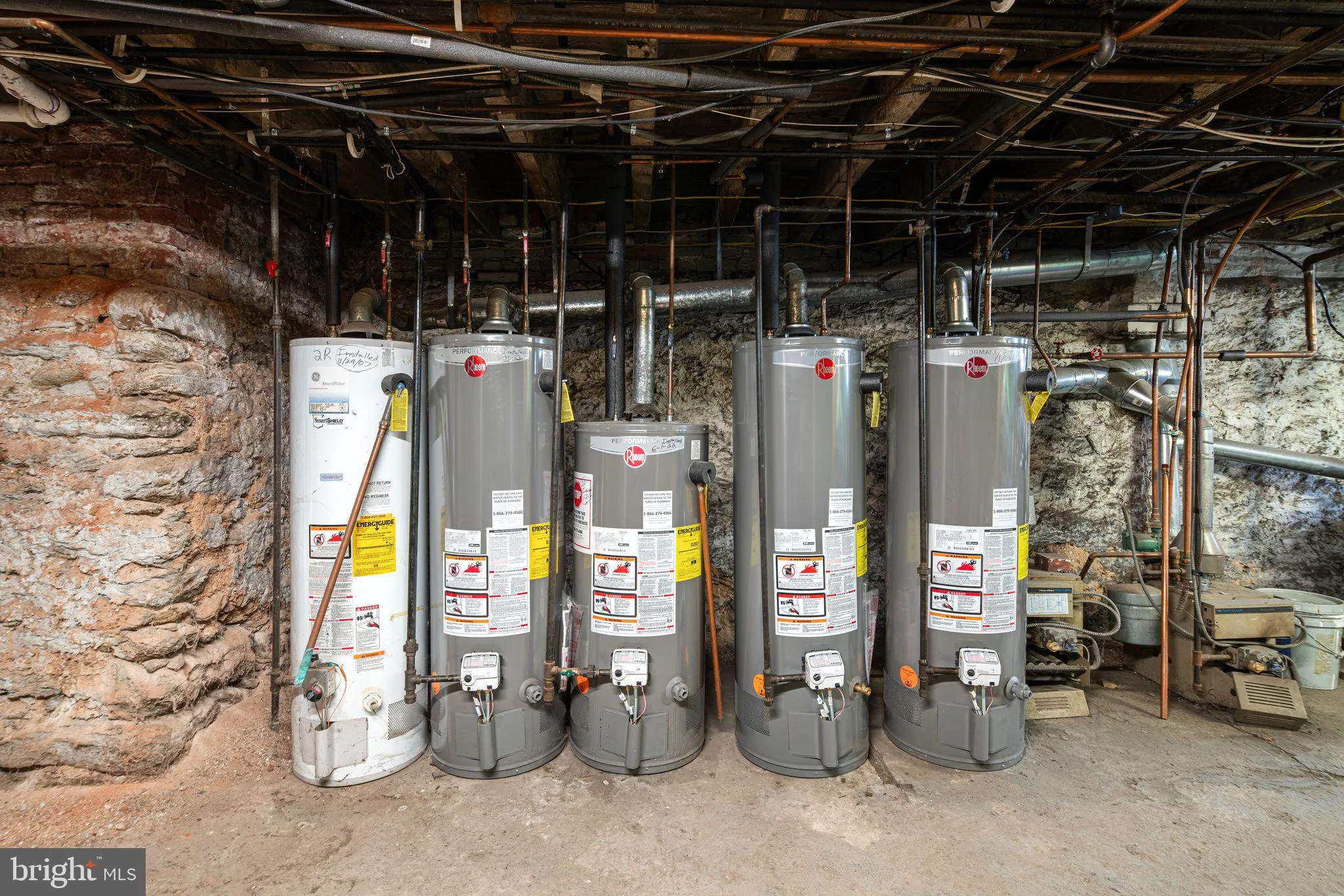 Philadelphia, Pennsylvania 19130, United States, 4 Bedrooms Bedrooms, ,Residential,Active,246938