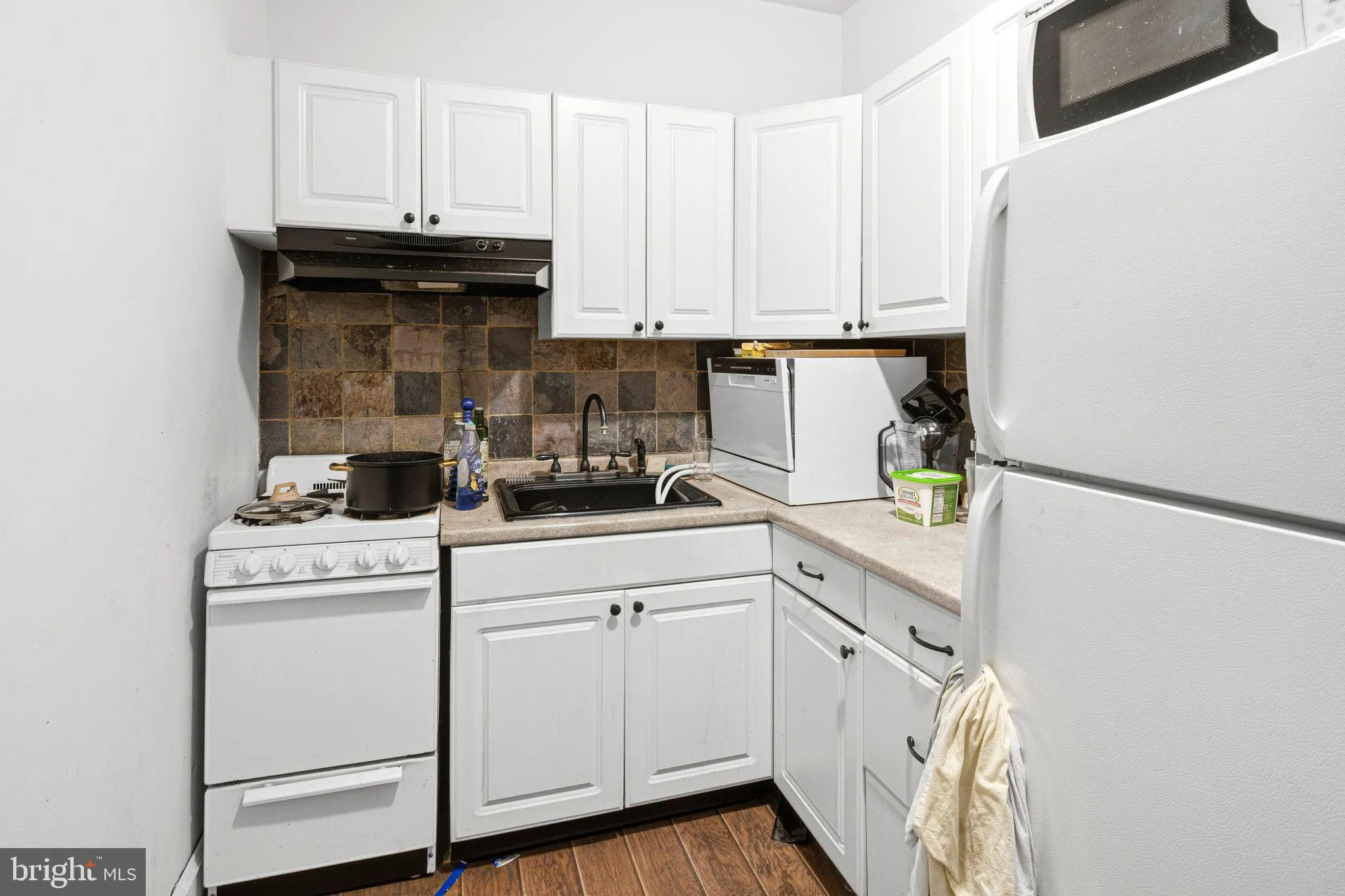 Philadelphia, Pennsylvania 19130, United States, 4 Bedrooms Bedrooms, ,Residential,Active,246938