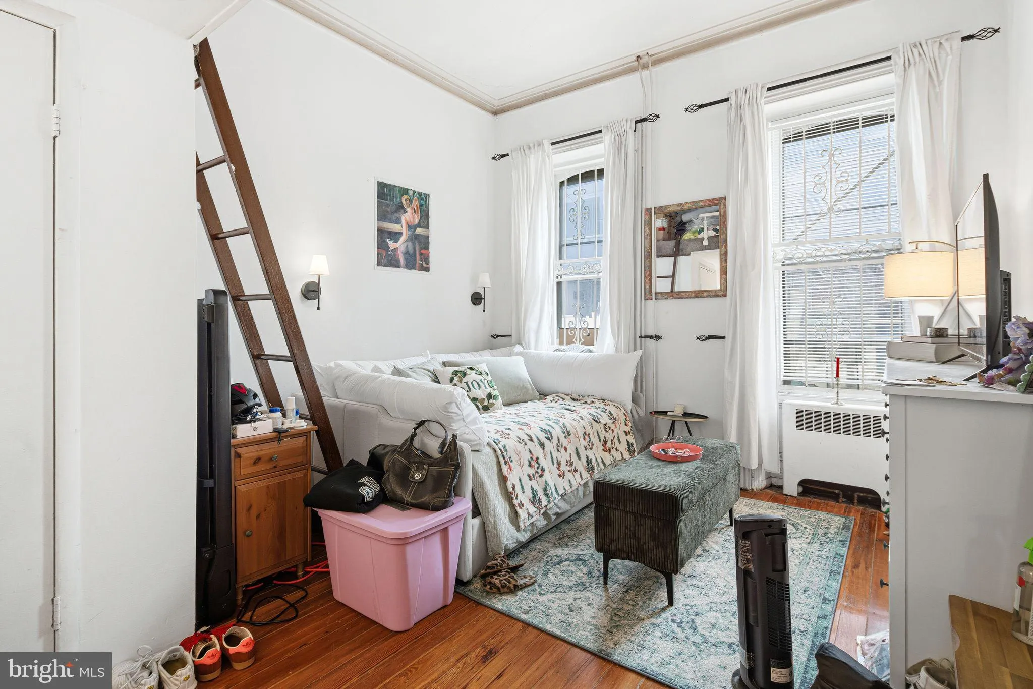 Philadelphia, Pennsylvania 19130, United States, 4 Bedrooms Bedrooms, ,Residential,Active,246938