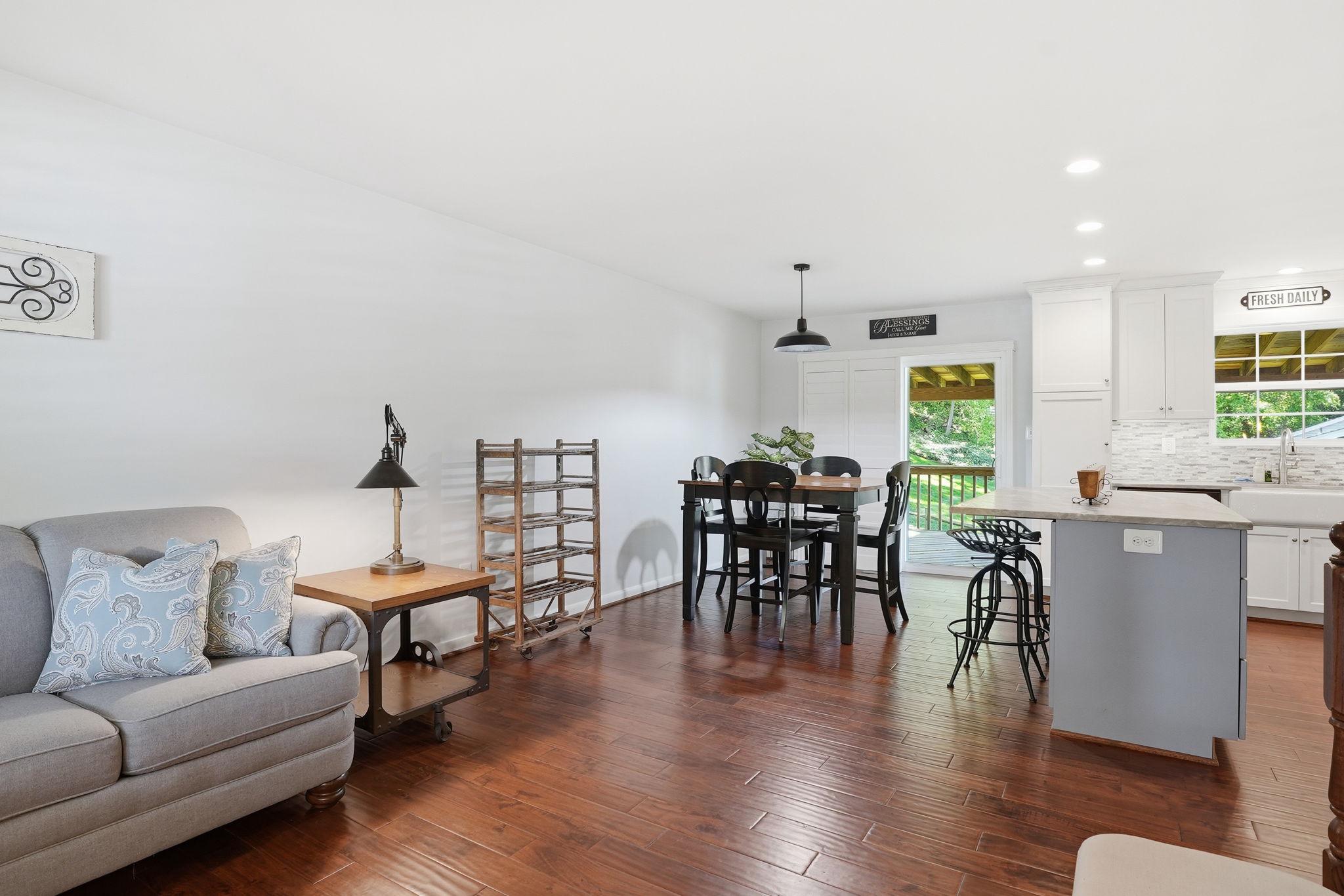 CAPE ST CLAIRE - Residential