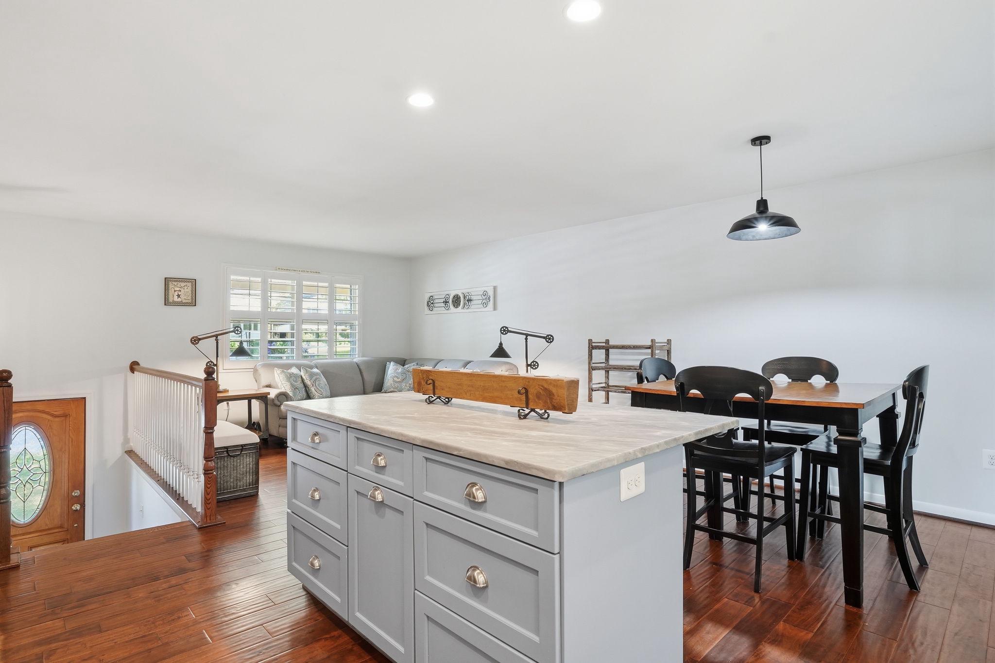 CAPE ST CLAIRE - Residential
