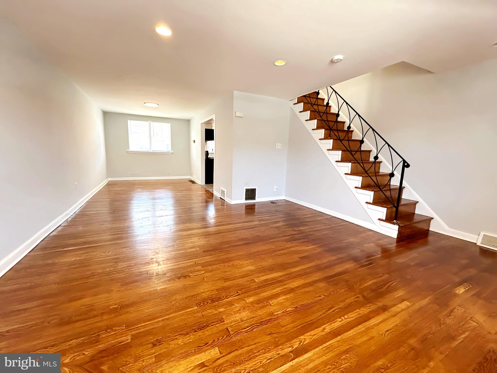 6709 SYLVESTER STREET