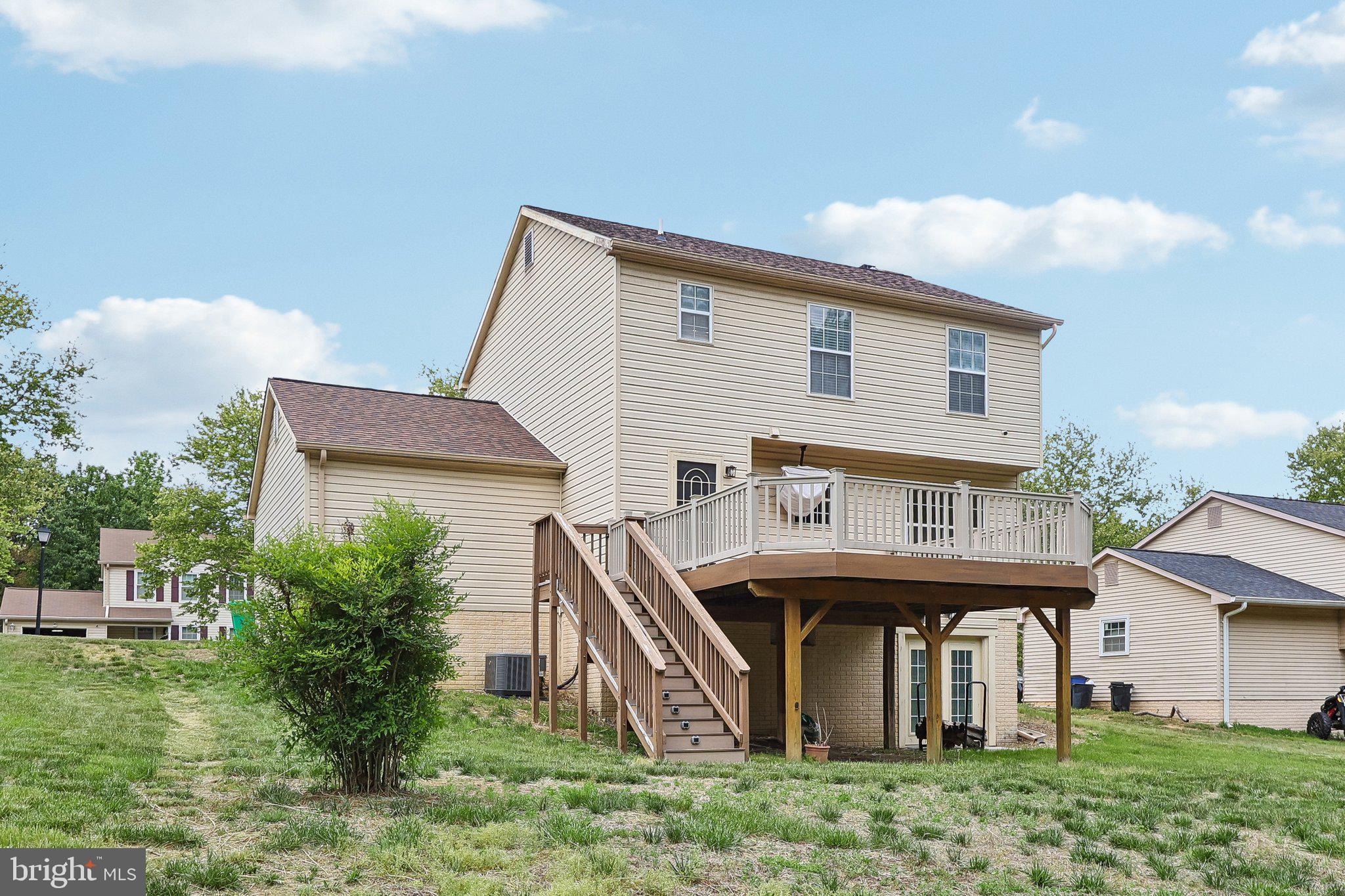 STONEGATE - Residential