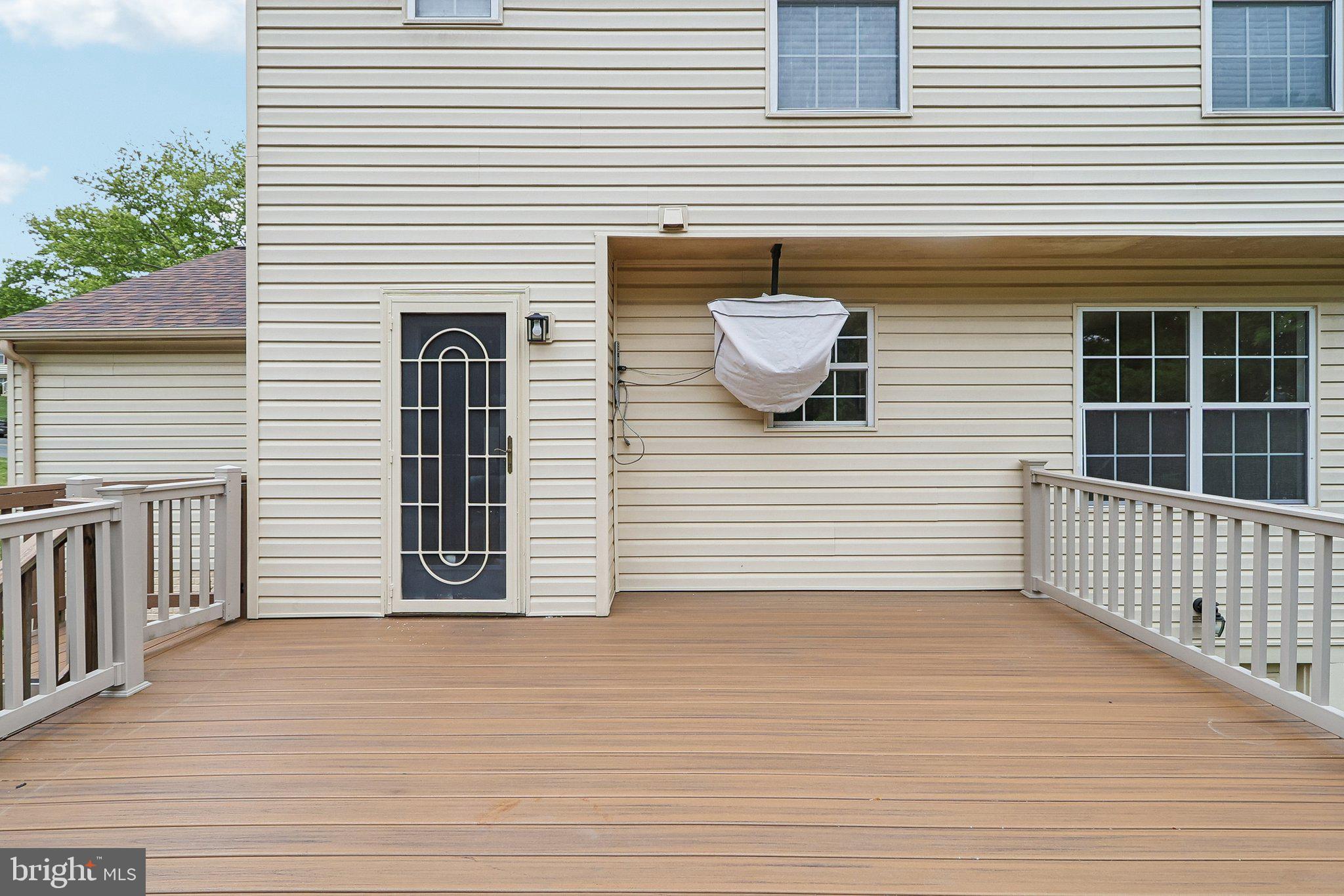 STONEGATE - Residential