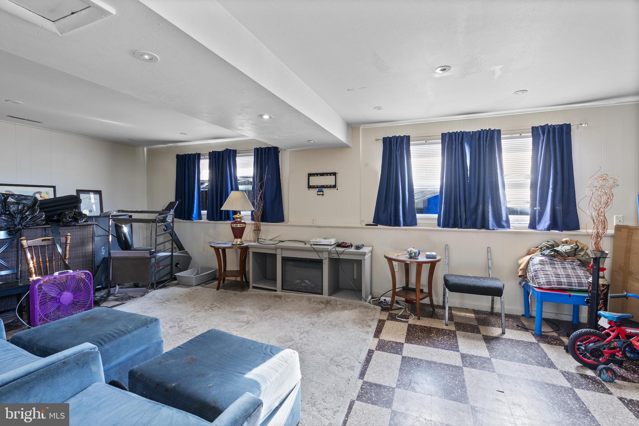 WESTVIEW PARK - Residential