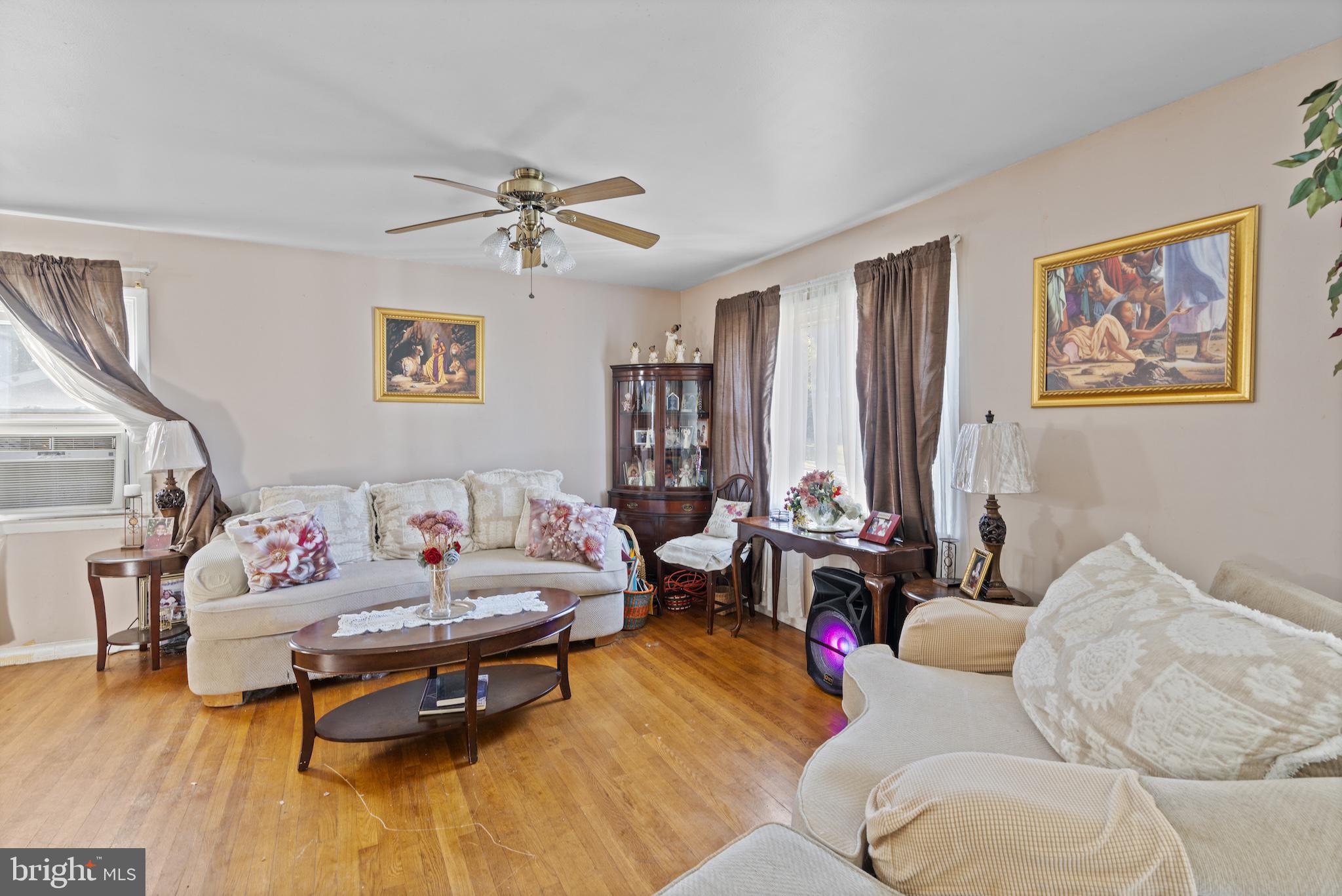 WESTVIEW PARK - Residential