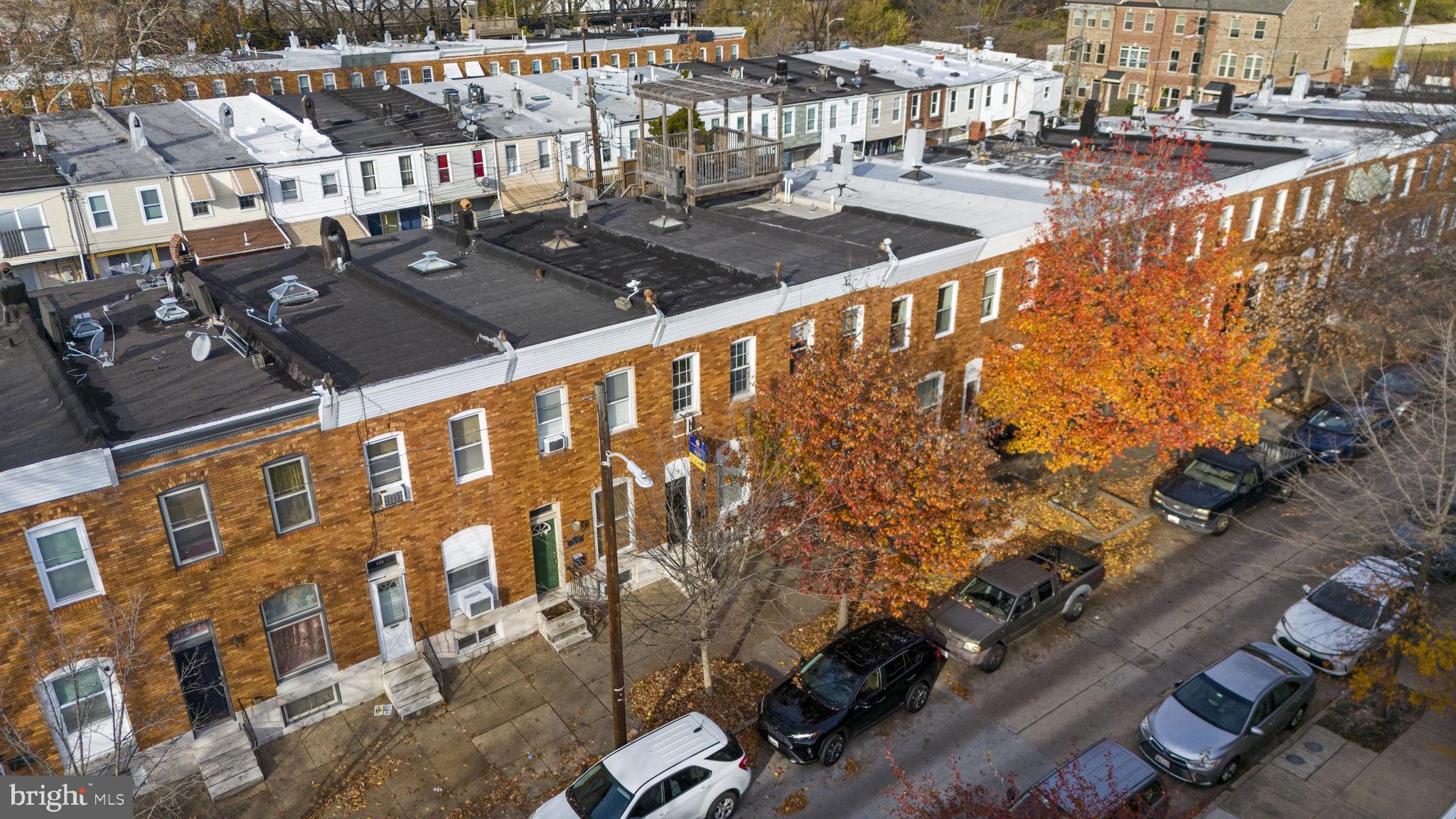 GREEKTOWN - Residential Lease