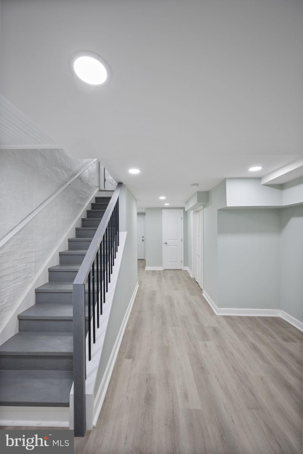 GREEKTOWN - Residential Lease