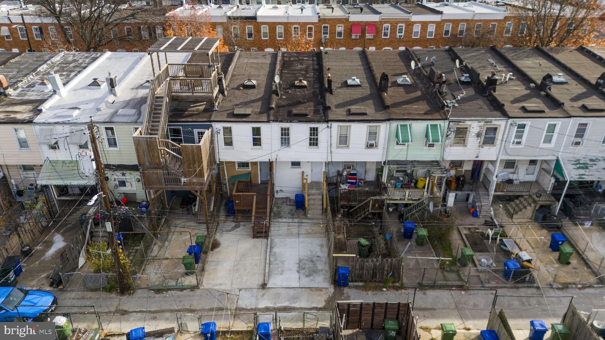 GREEKTOWN - Residential Lease