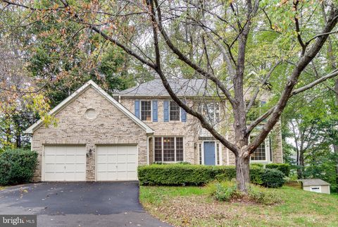 8004 CHIPPENHAM COURT FAIRFAX STATION VA 22039