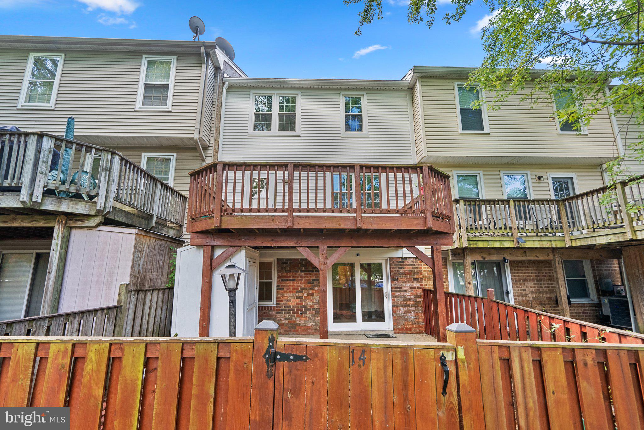 SHADY GROVE VILLAGE - Residential