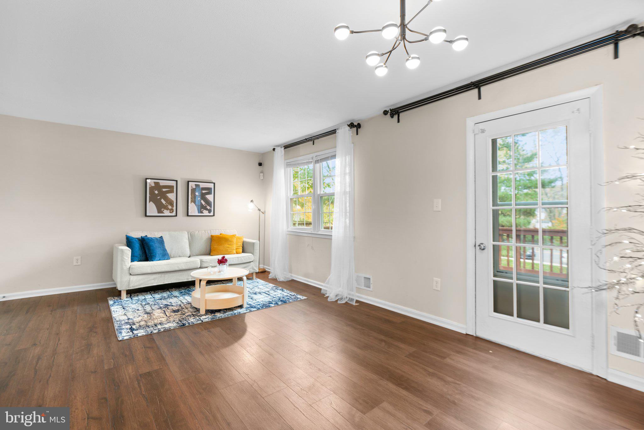 SHADY GROVE VILLAGE - Residential