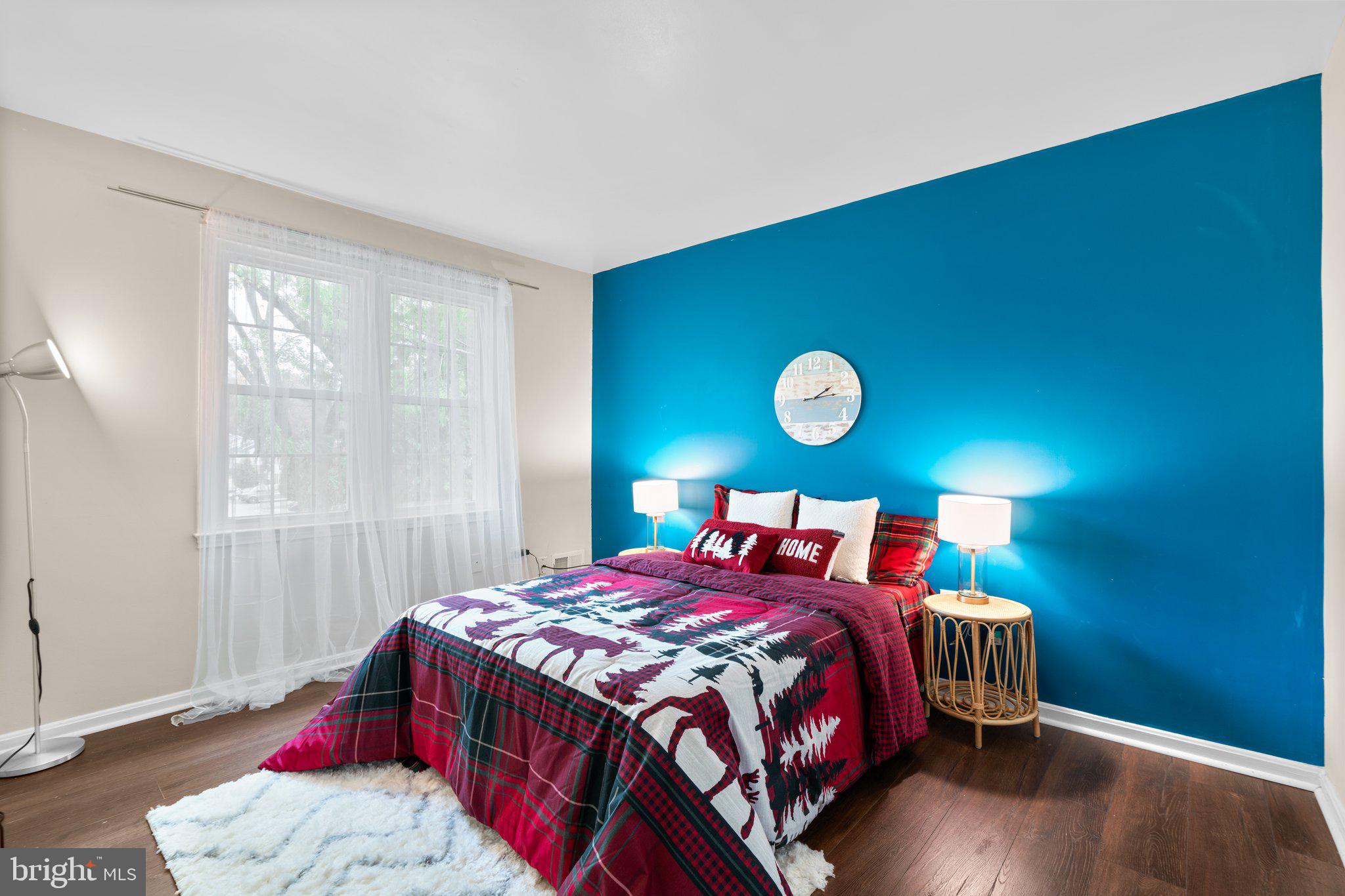 SHADY GROVE VILLAGE - Residential