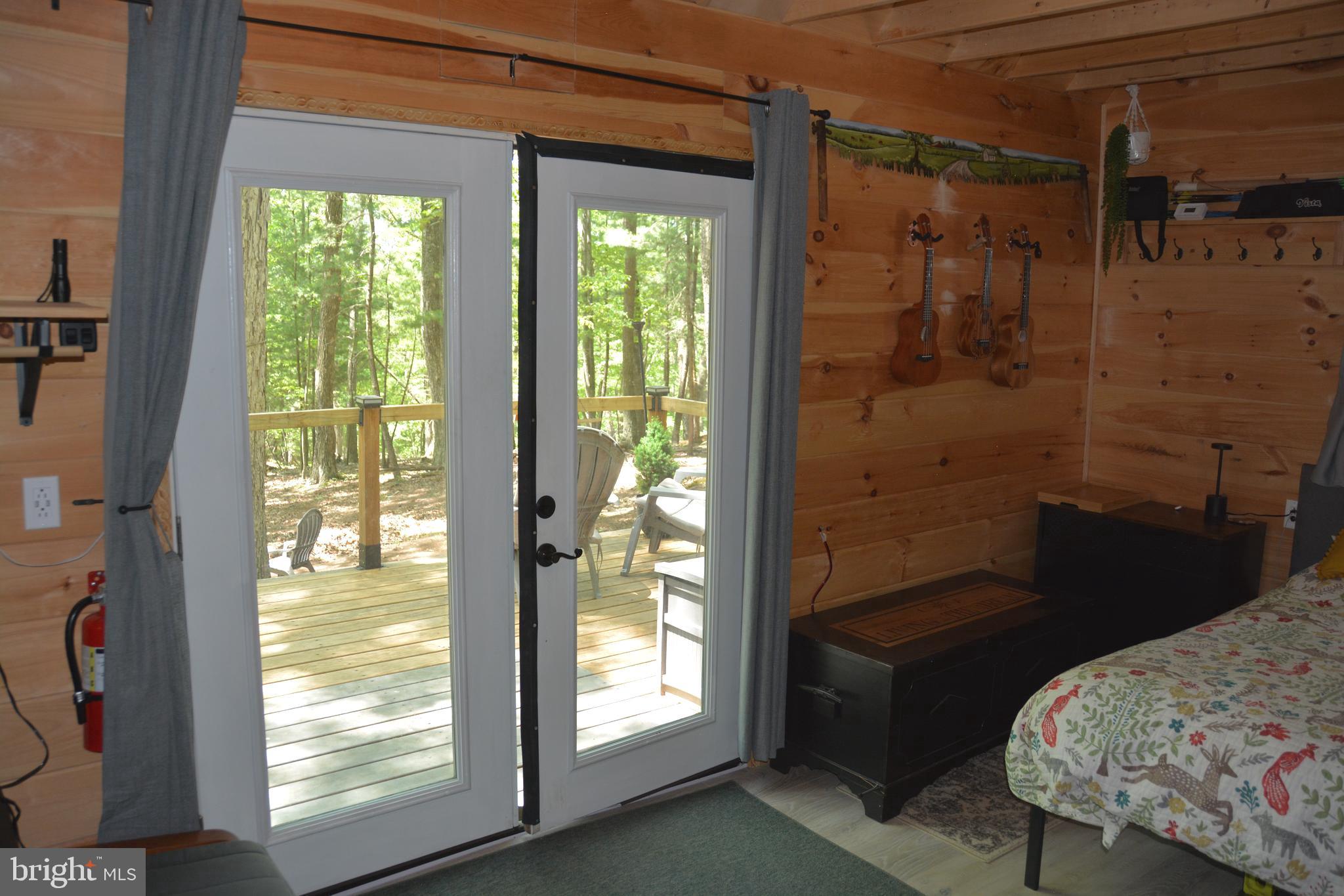 RITTER MOUNTAIN - Land