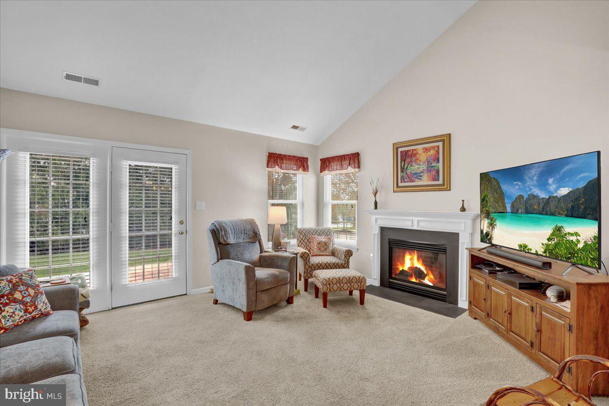 CROSSINGS - Residential