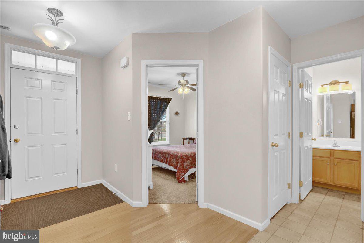 1 YORK COURT