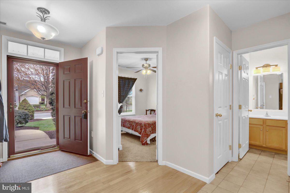 1 YORK COURT