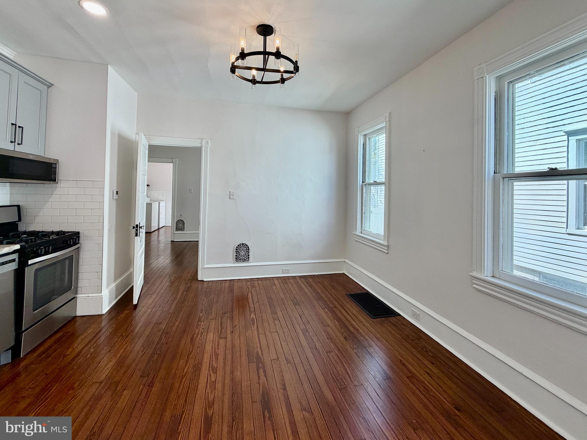 38 WALNUT STREET 1ST FLOOR