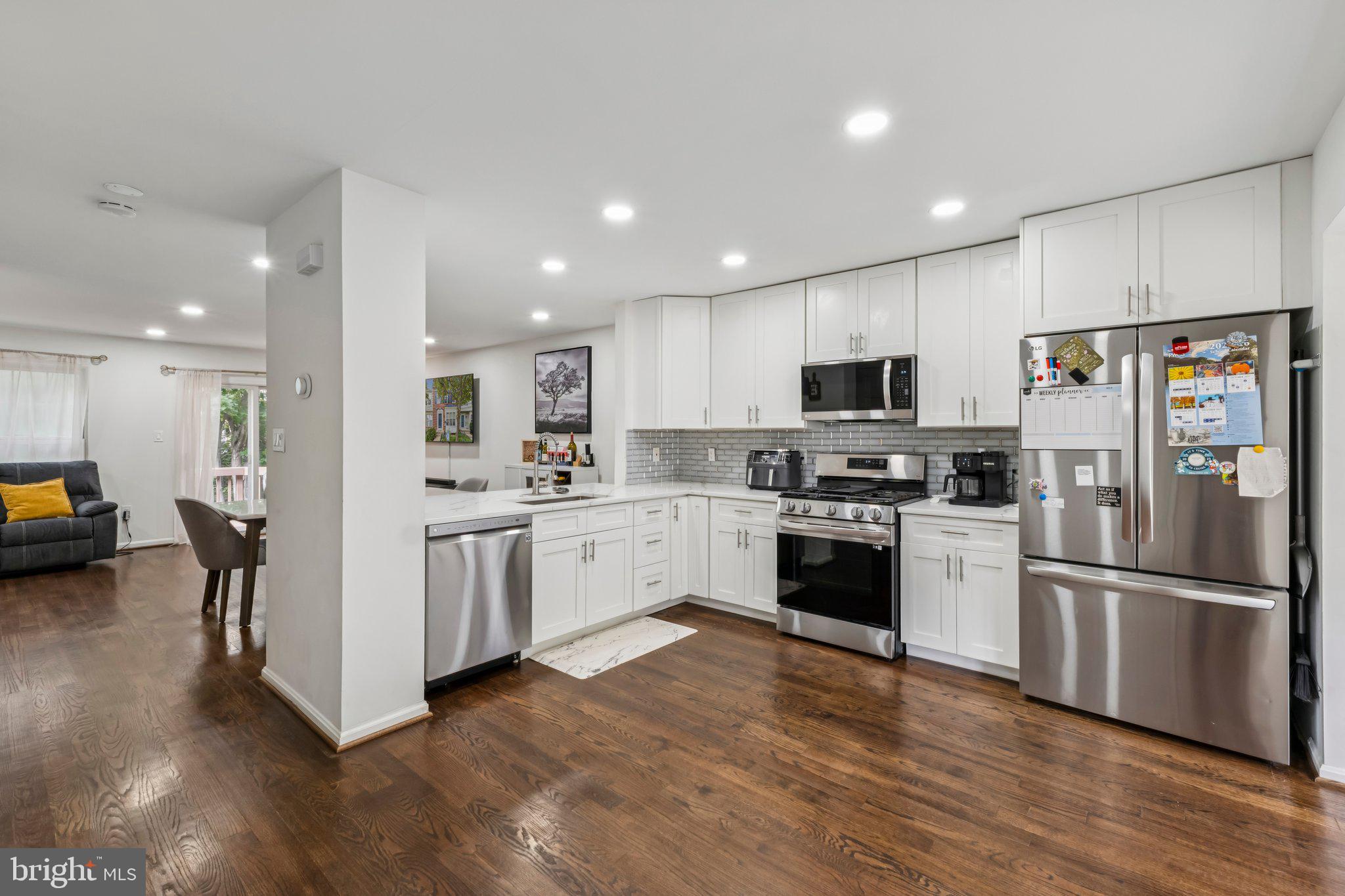 4247 VALS WAY