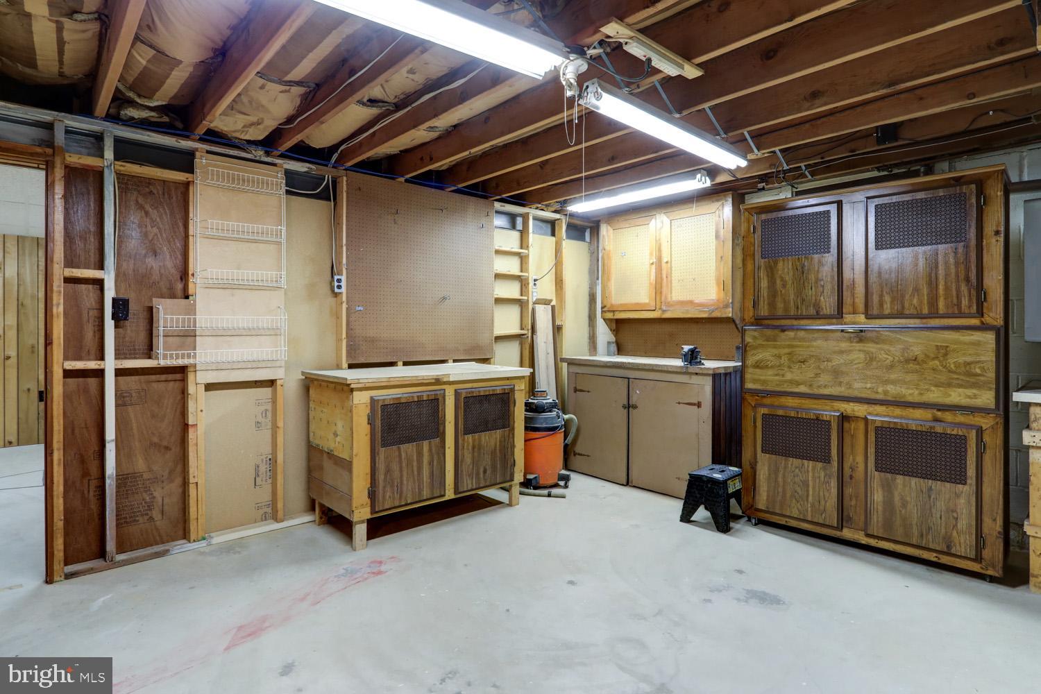 MEADOW VIEW ESTATES - Residential