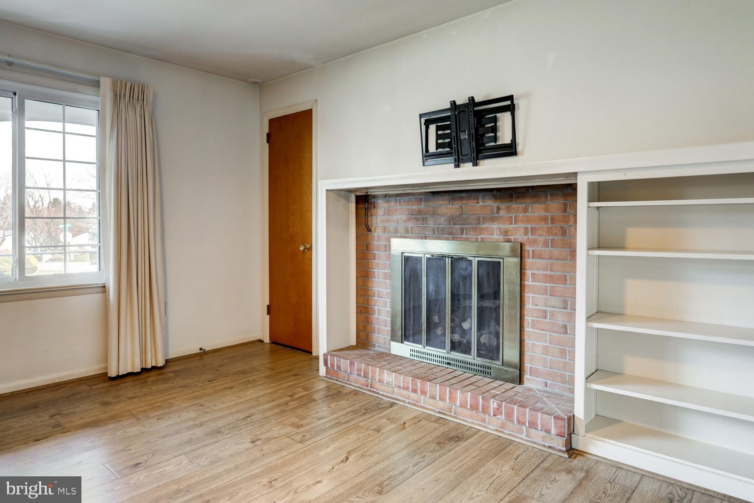 MEADOW VIEW ESTATES - Residential