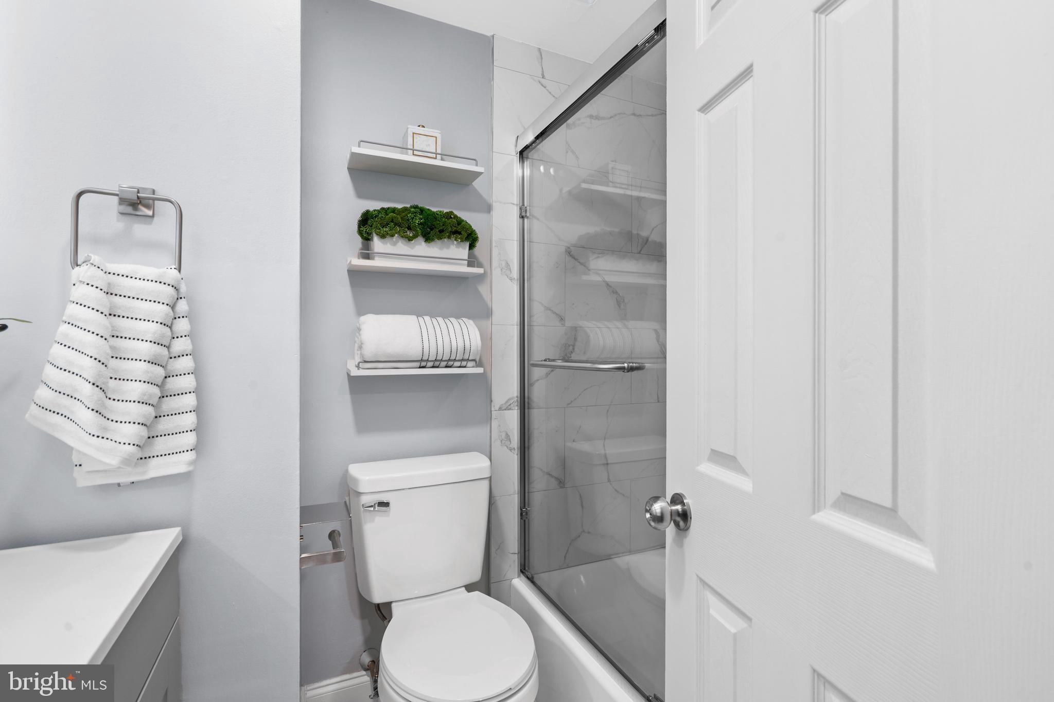 TOBY FARMS - Residential