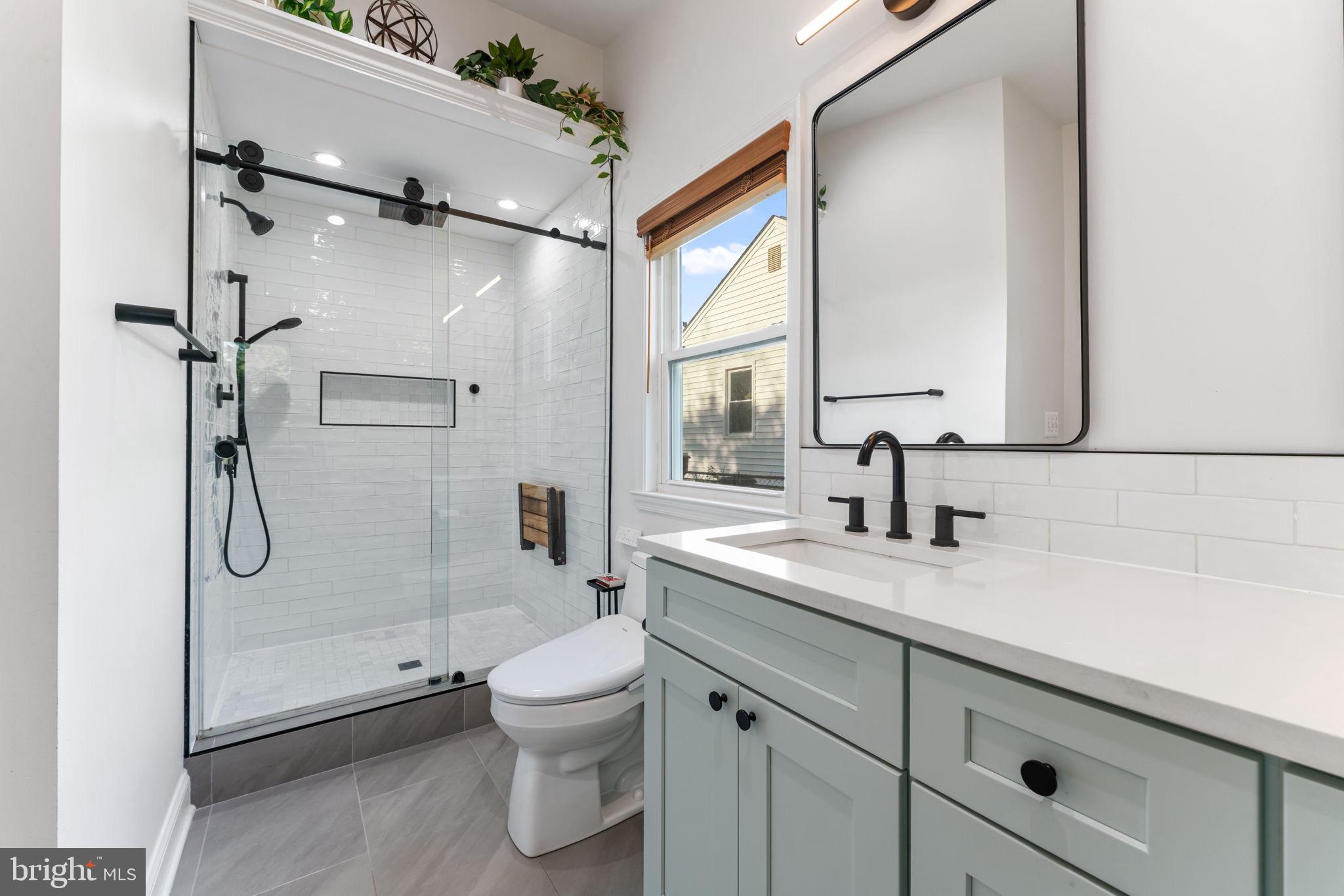 RIVERDALE PARK - Residential Lease