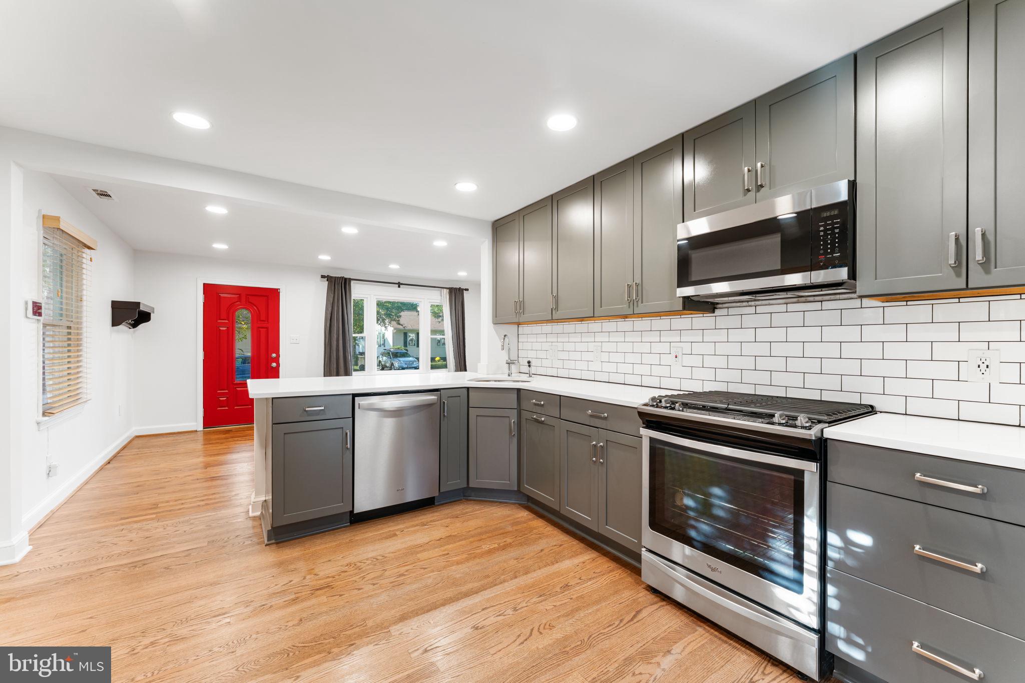 RIVERDALE PARK - Residential Lease