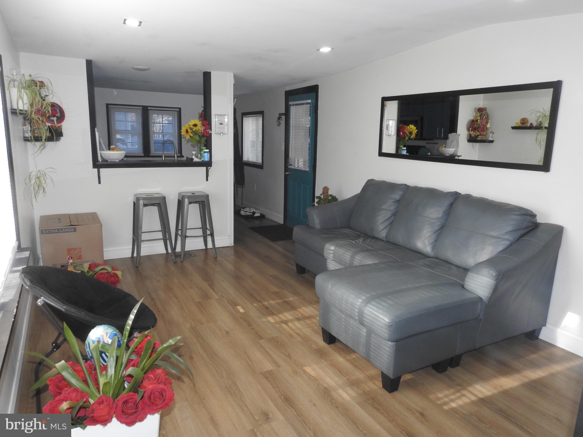 LYONS CREEK MOBILE ESTATES - Residential