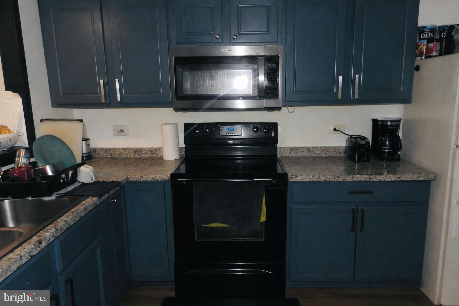 LYONS CREEK MOBILE ESTATES - Residential