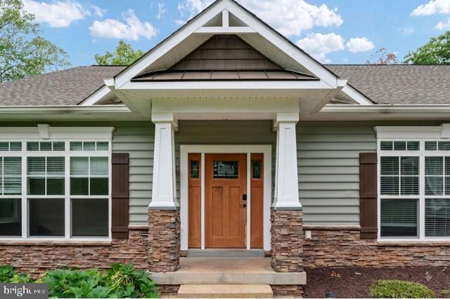 59 BONNIE LEE COURT