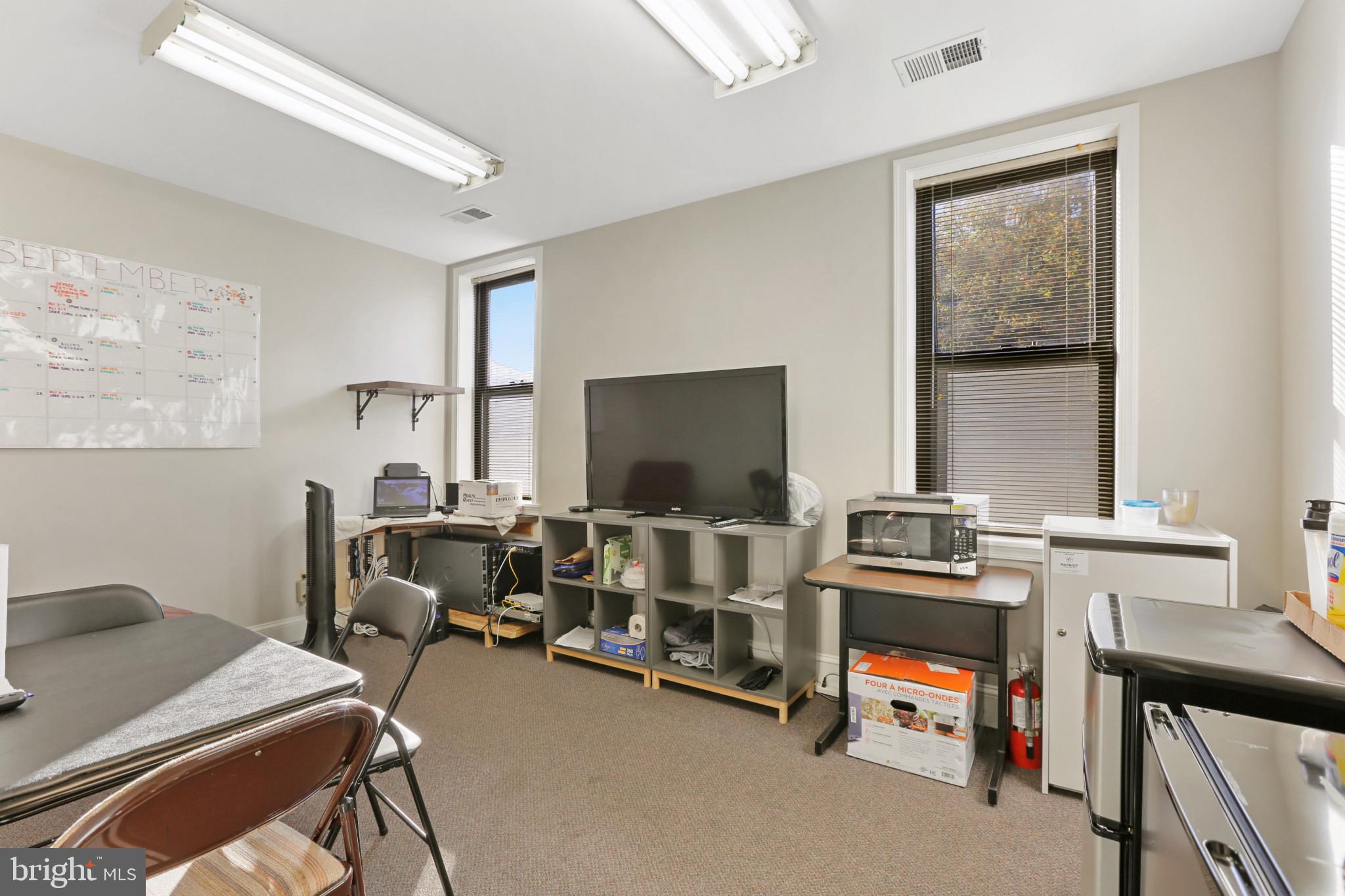 FEDERAL HILL HISTORIC DISTRICT - Residential Income