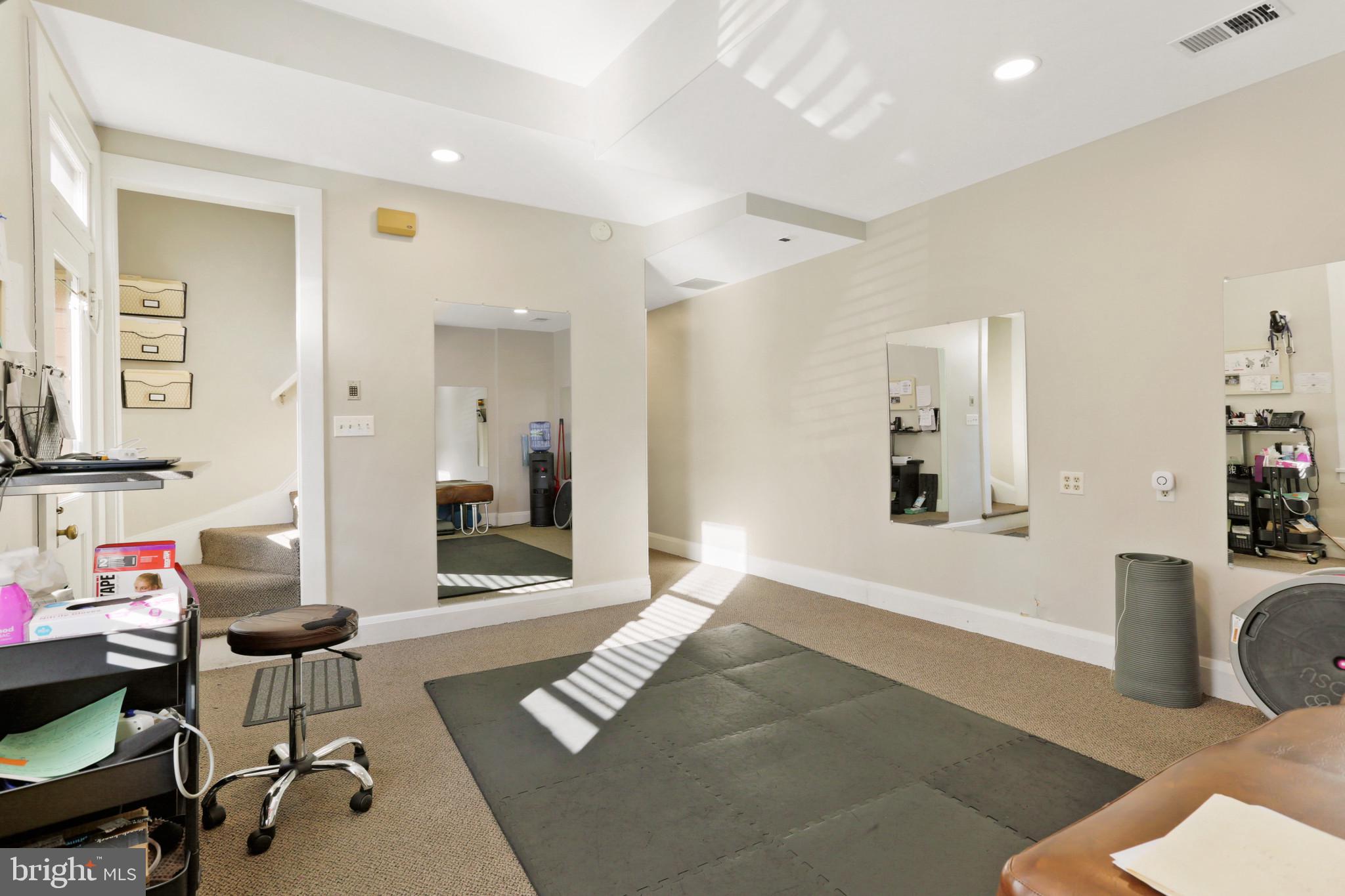 FEDERAL HILL HISTORIC DISTRICT - Residential Income