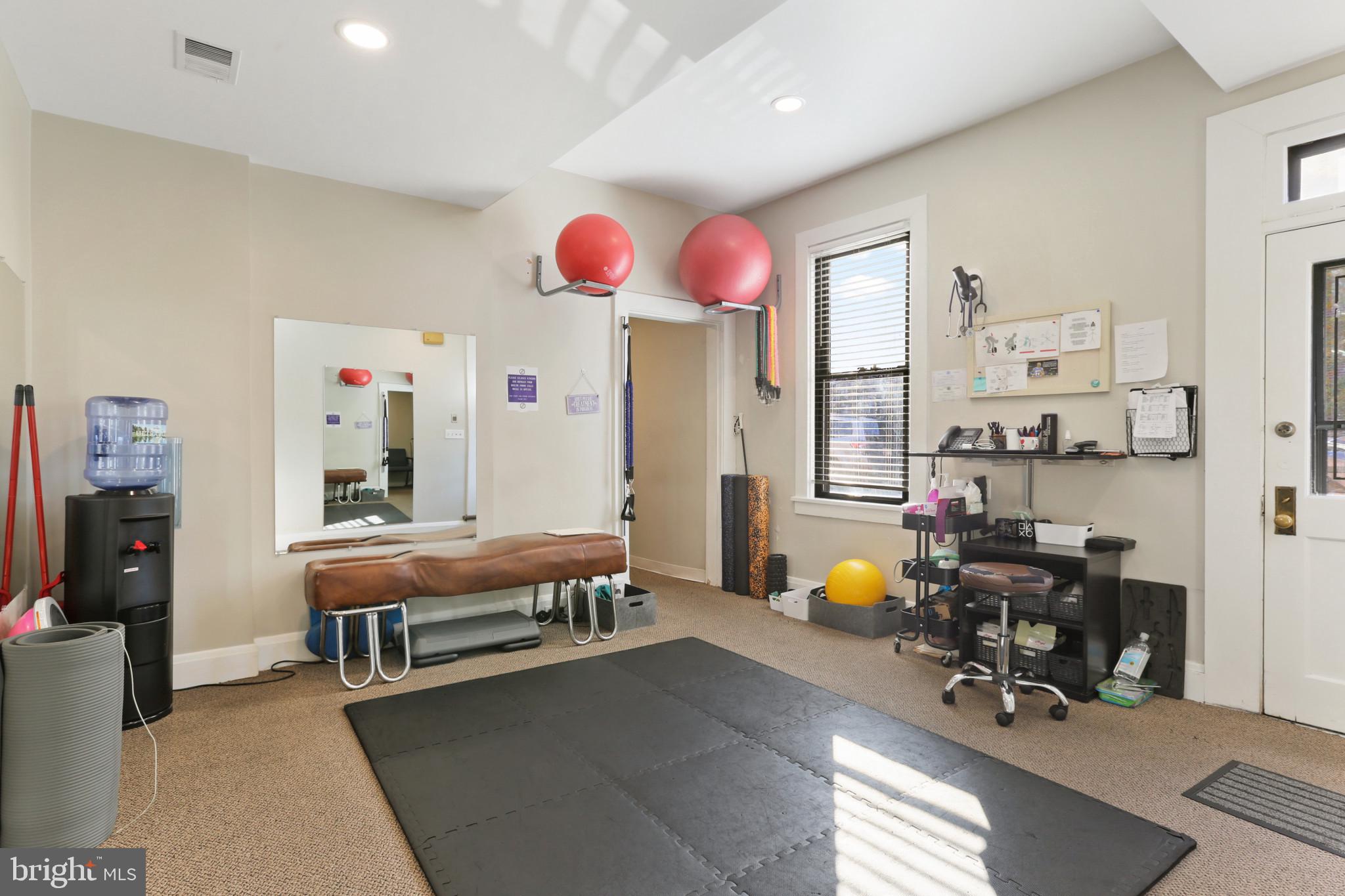 FEDERAL HILL HISTORIC DISTRICT - Residential Income