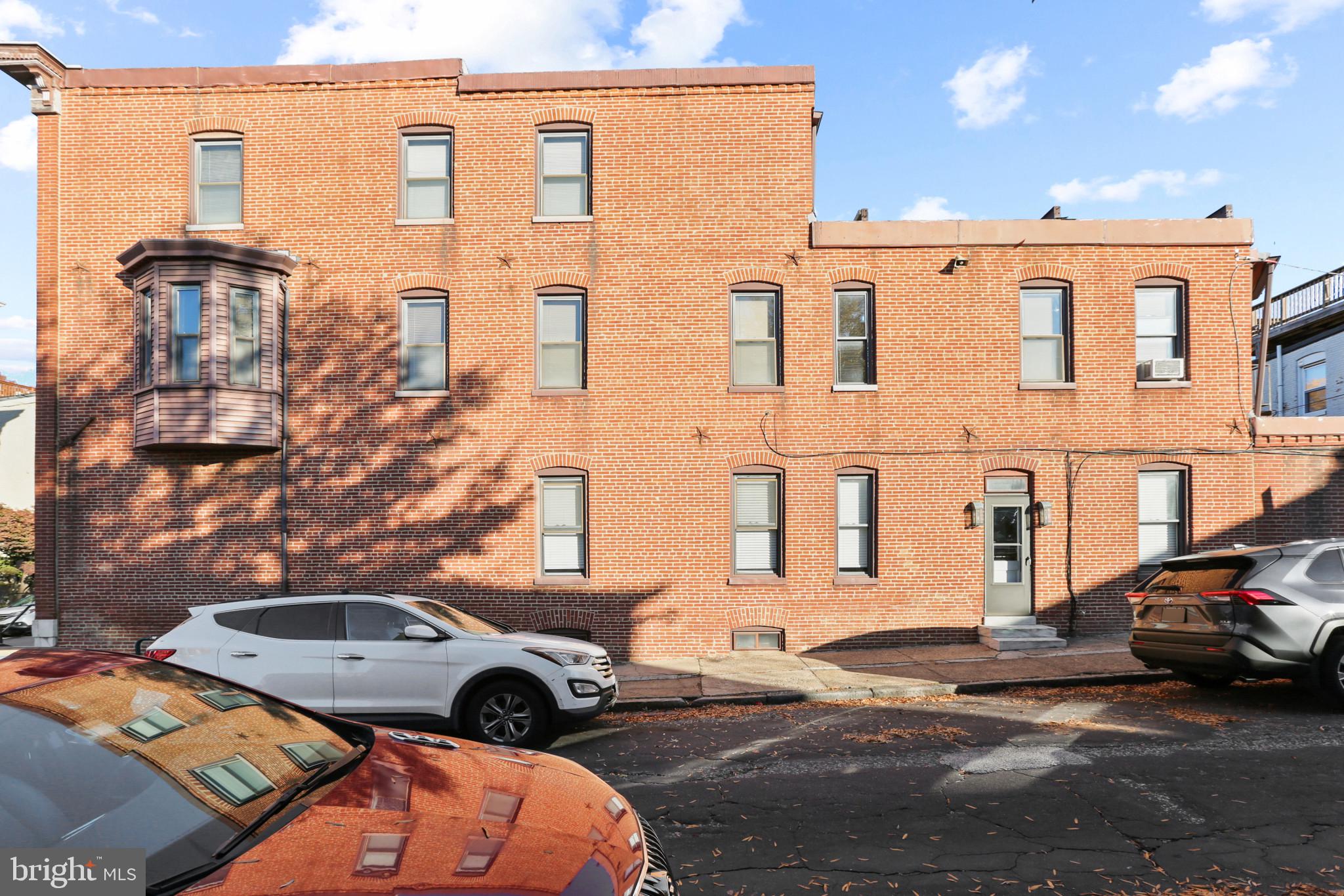 FEDERAL HILL HISTORIC DISTRICT - Residential Income