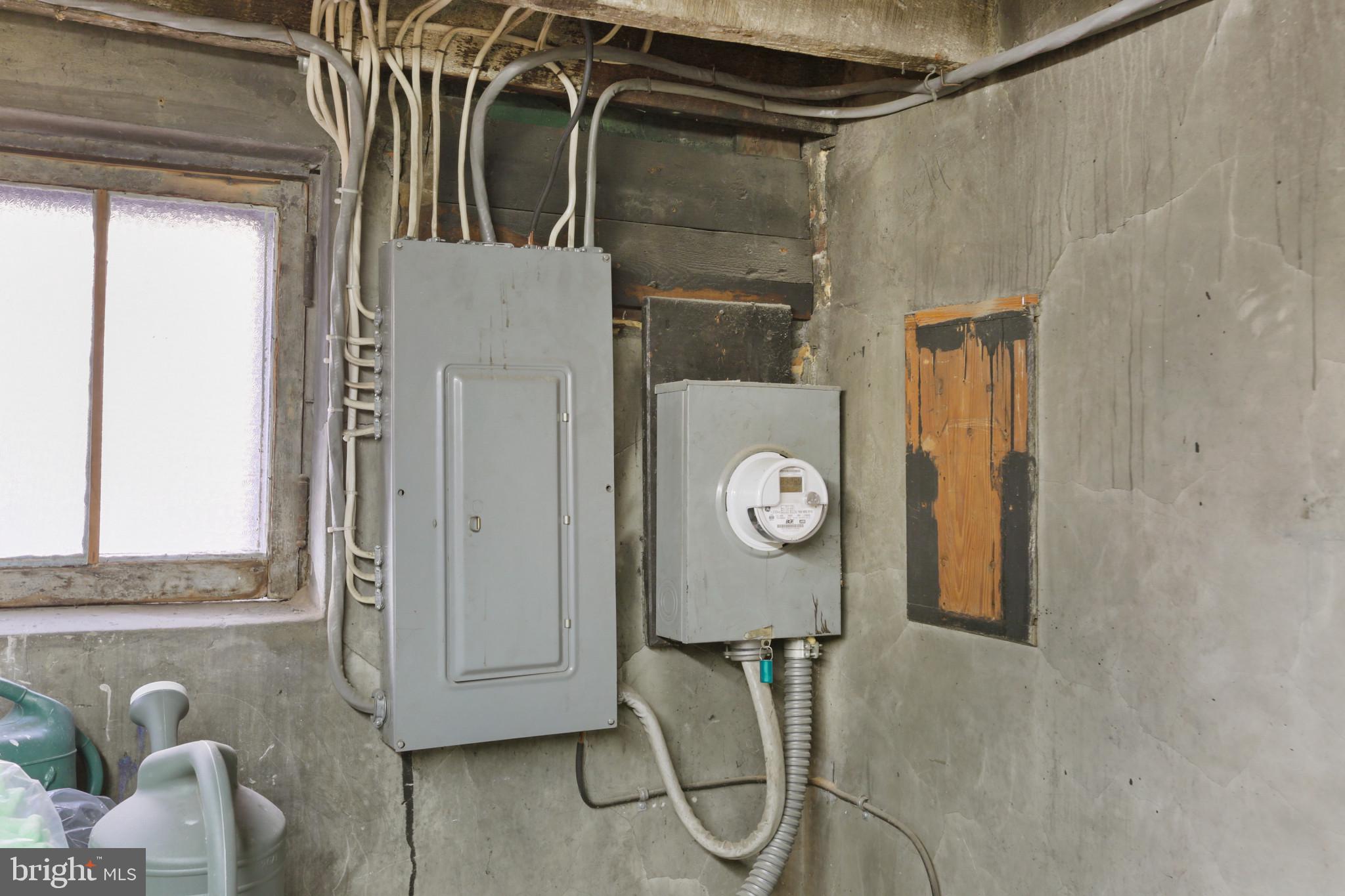 FEDERAL HILL HISTORIC DISTRICT - Residential Income