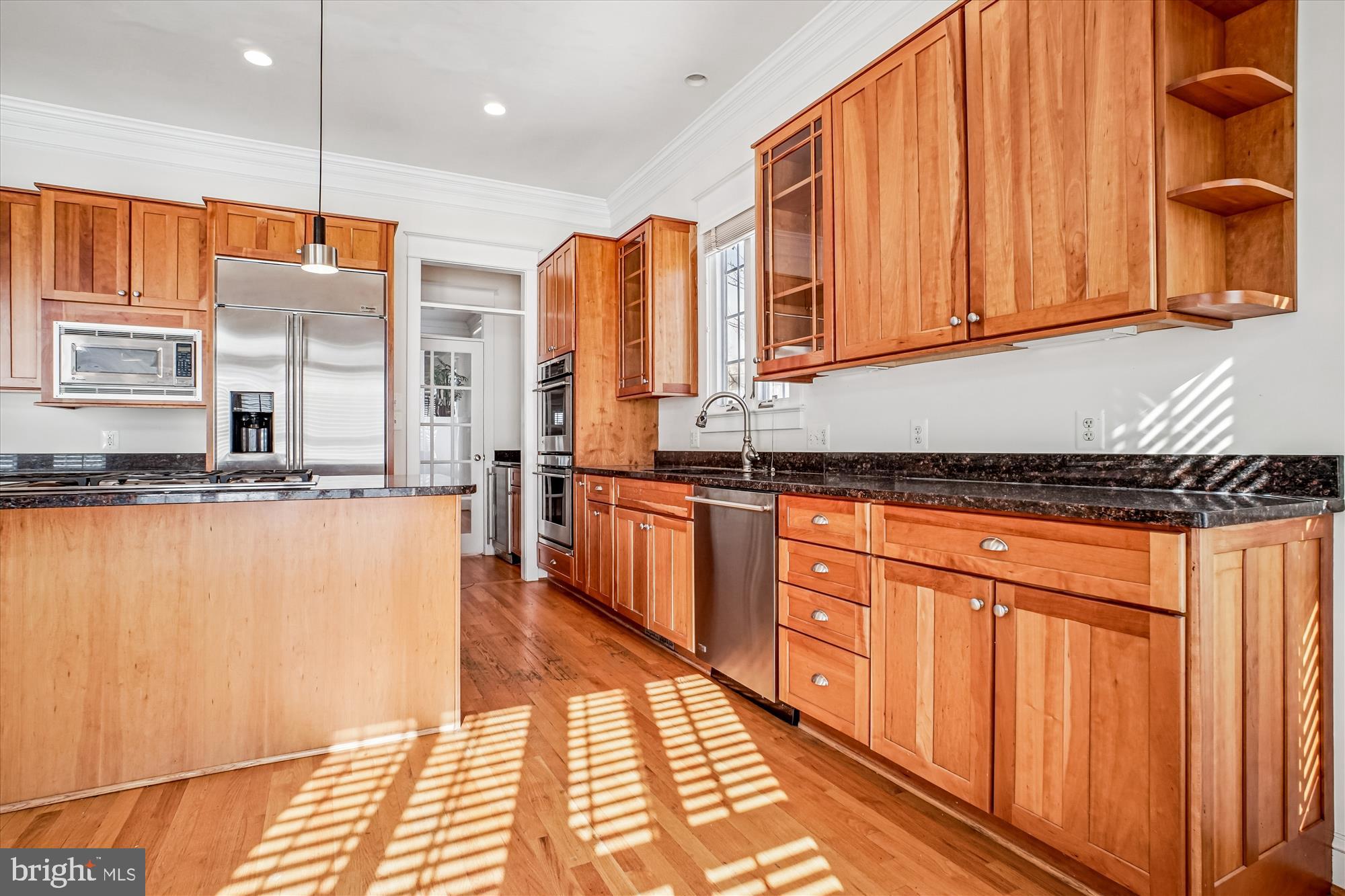 CLARENDON - Residential