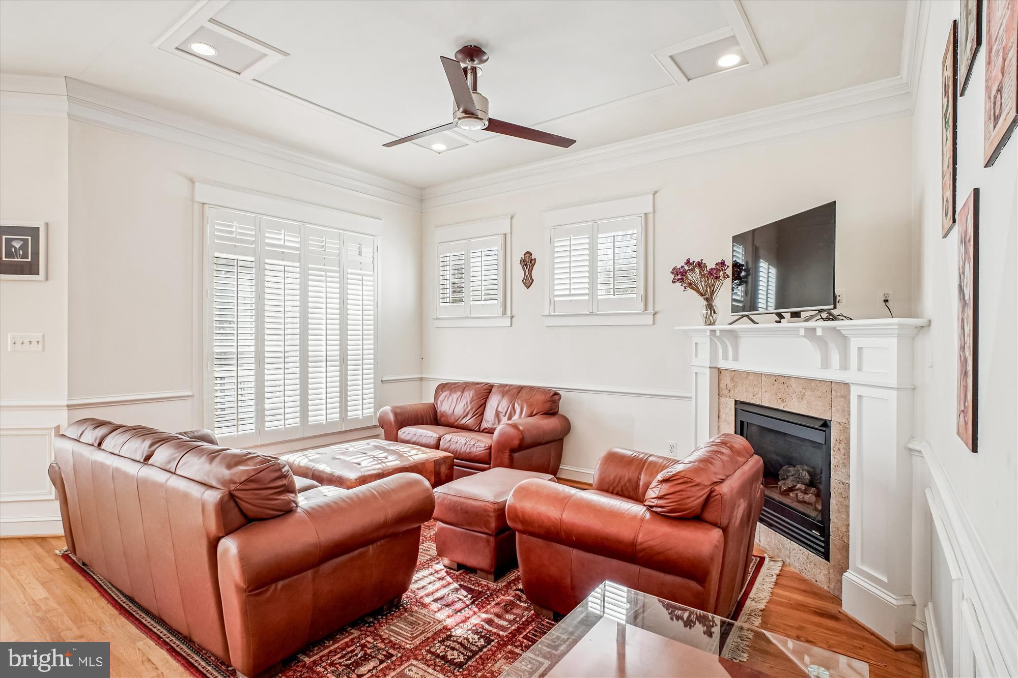 CLARENDON - Residential